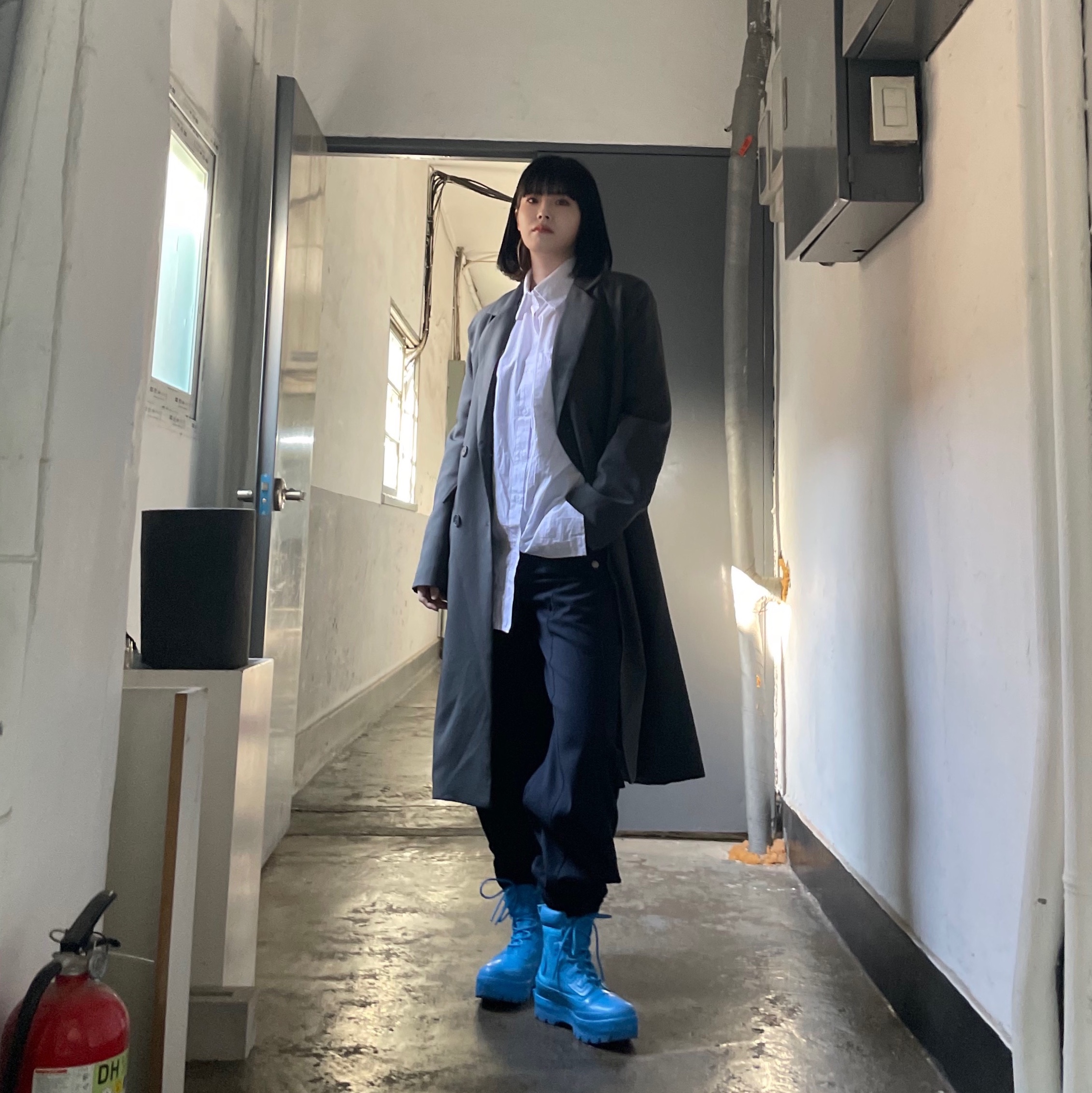 Converse x Ambush Chuck Taylor All Star Duck Boot Blithe 착용 스타일 - 1
