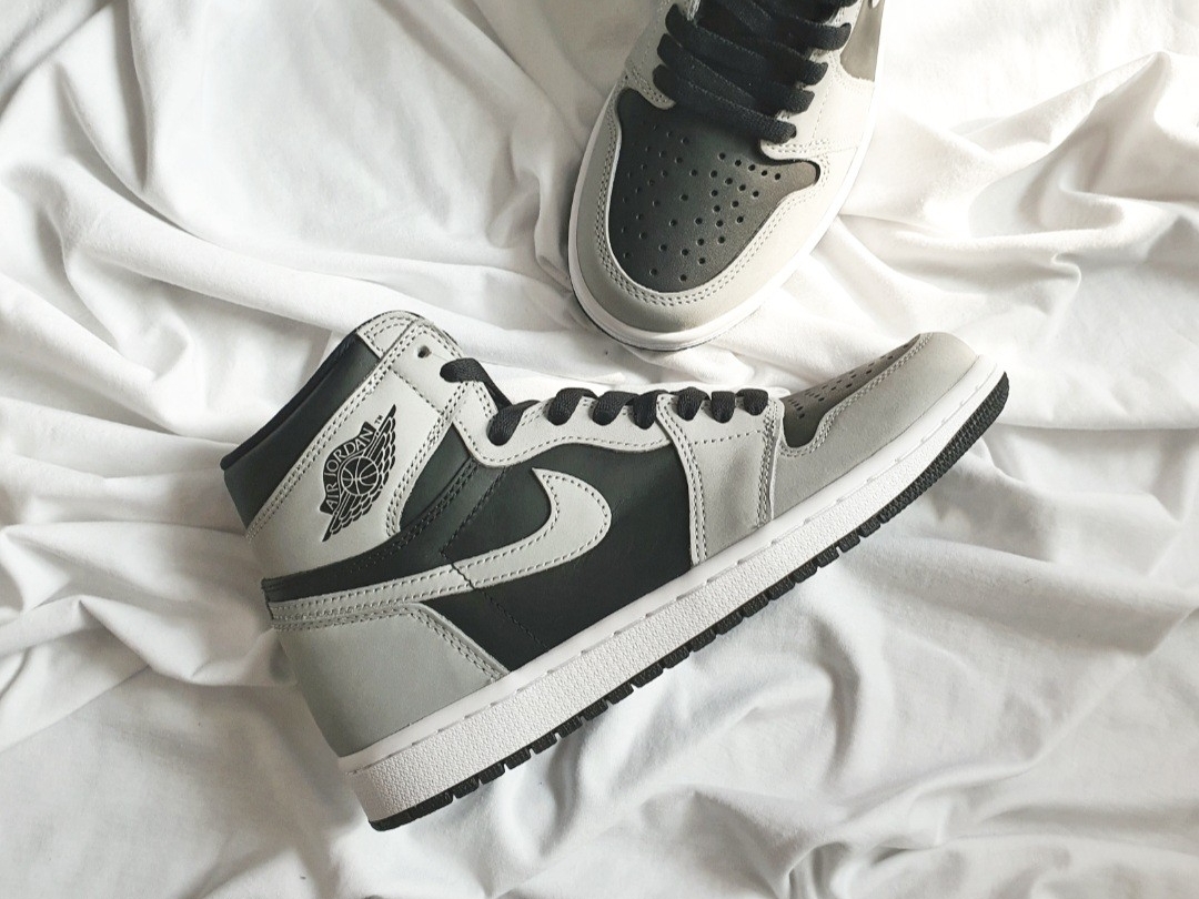 Jordan 1 Retro High OG Shadow 2.0, (GS) Jordan 1 Retro High OG Shadow 2.0 착용 스타일 - 3