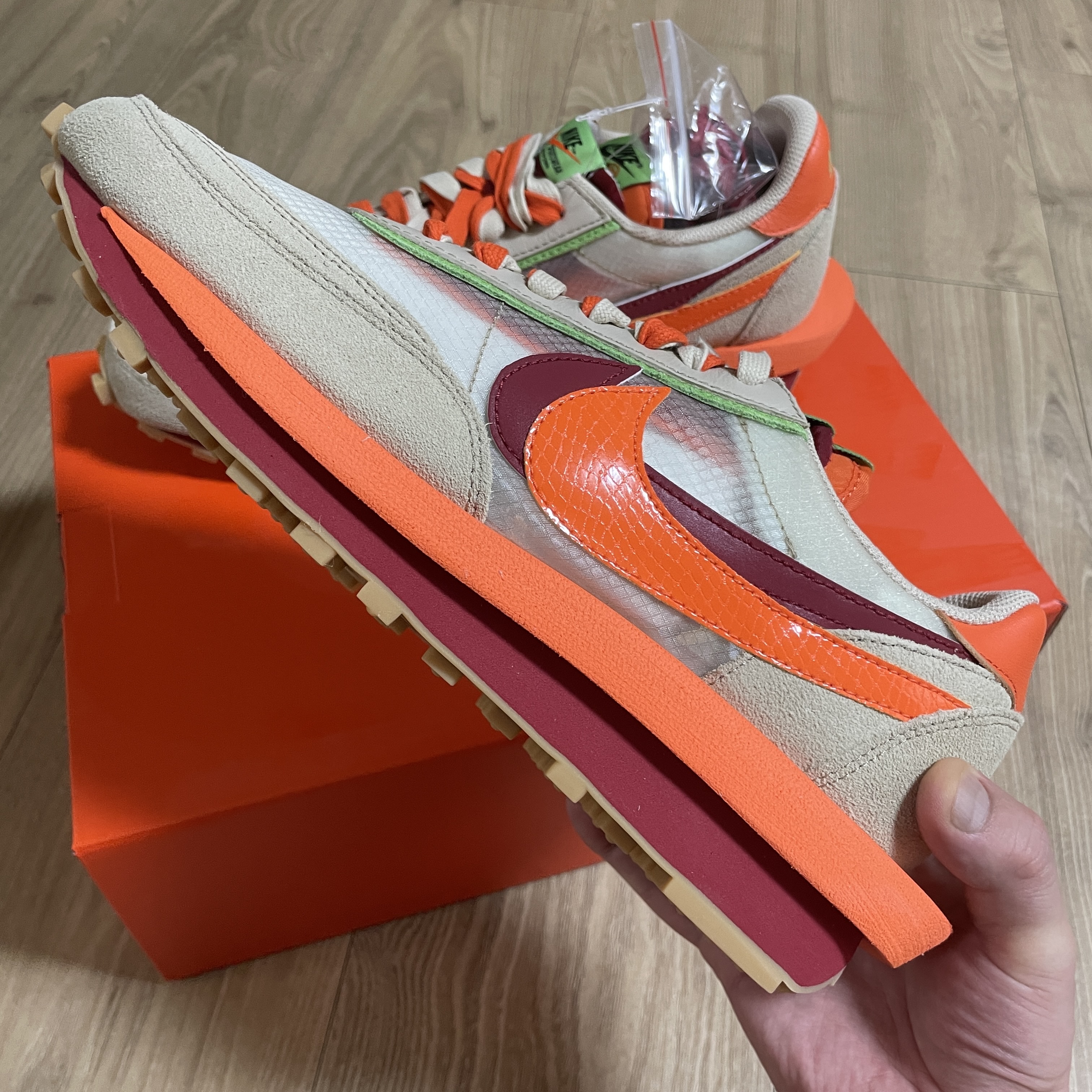 Nike x Sacai x Clot LDWaffle Orange Blaze 착용 스타일 - 2