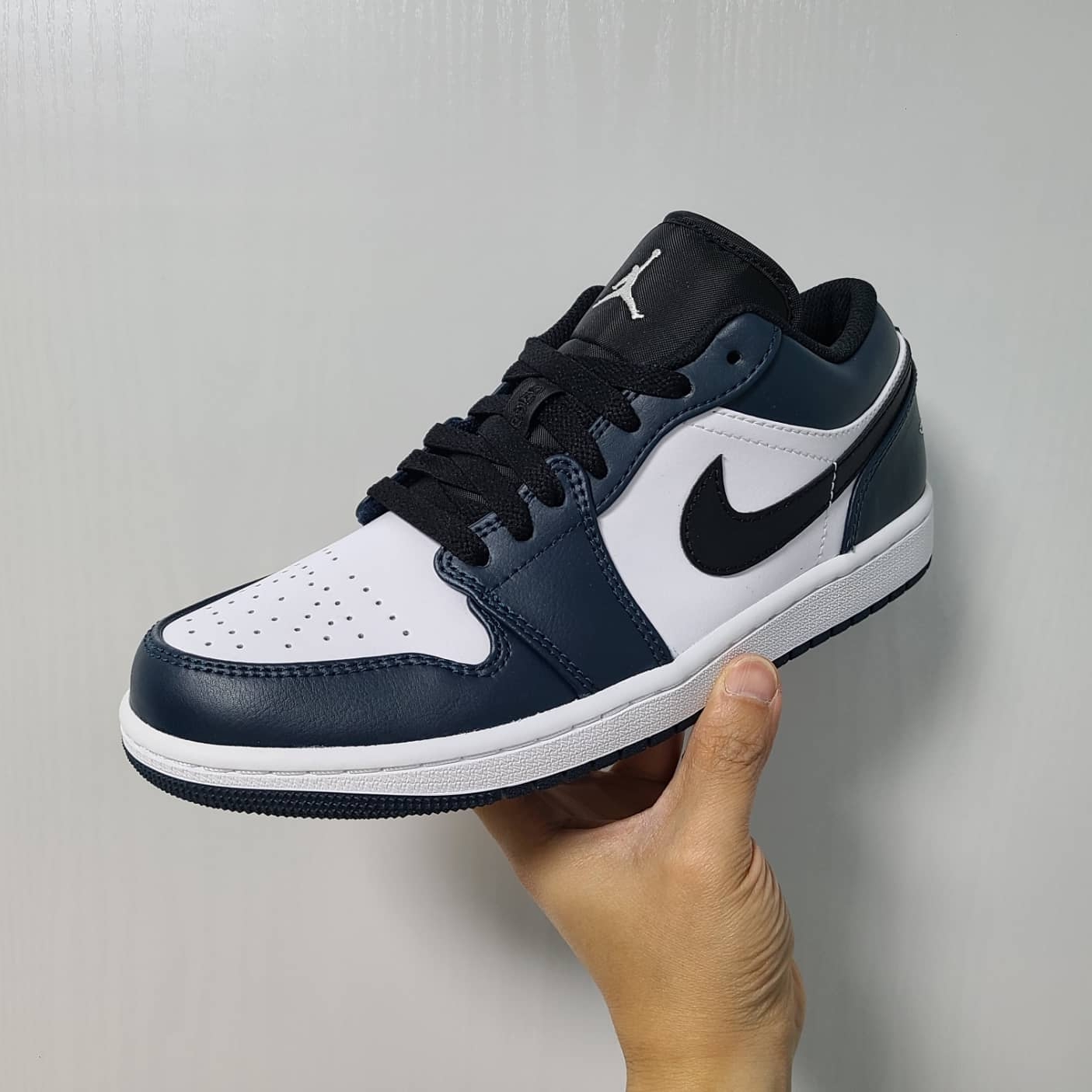 Jordan 1 Low Dark Teal 착용 스타일 - 1