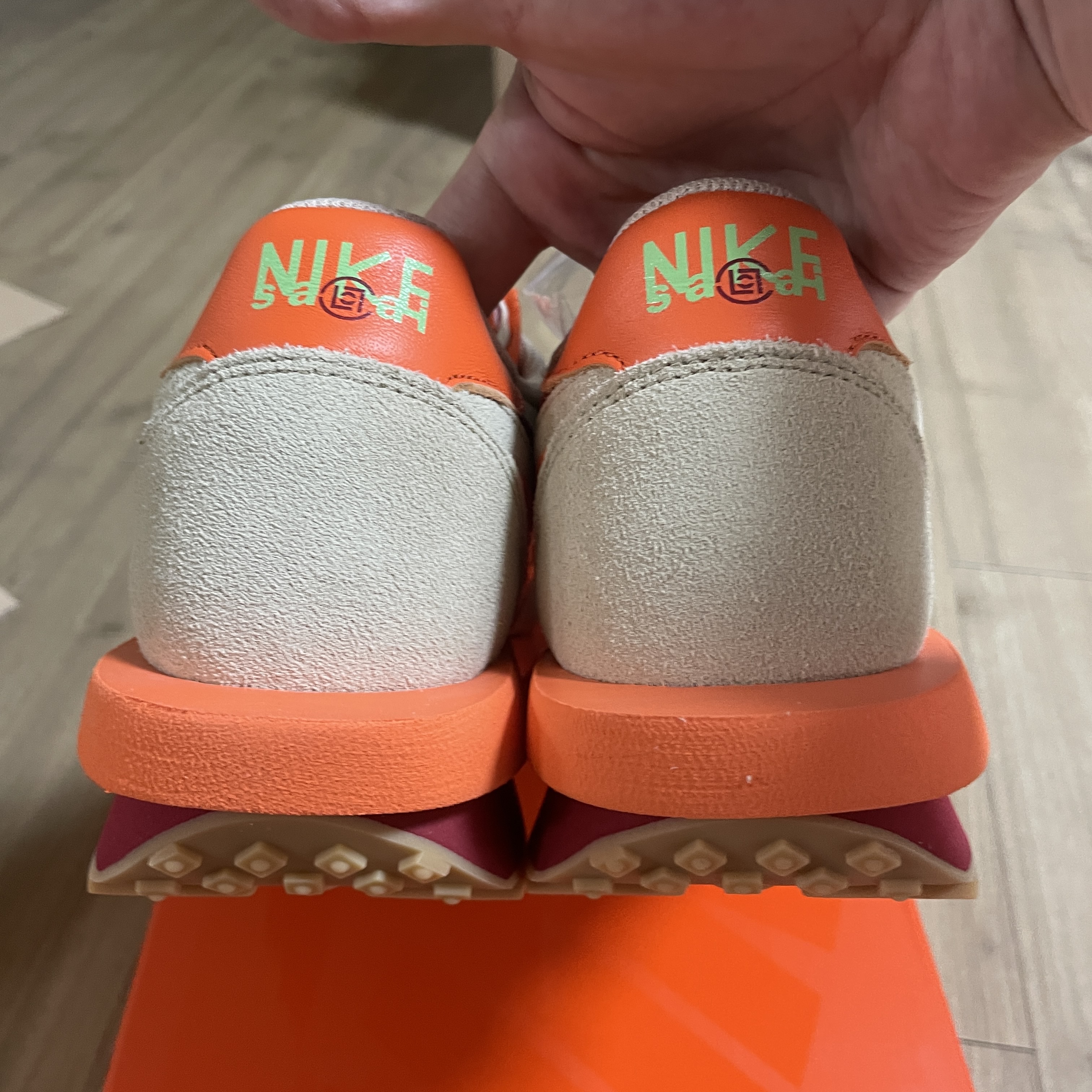 Nike x Sacai x Clot LDWaffle Orange Blaze 착용 스타일 - 5