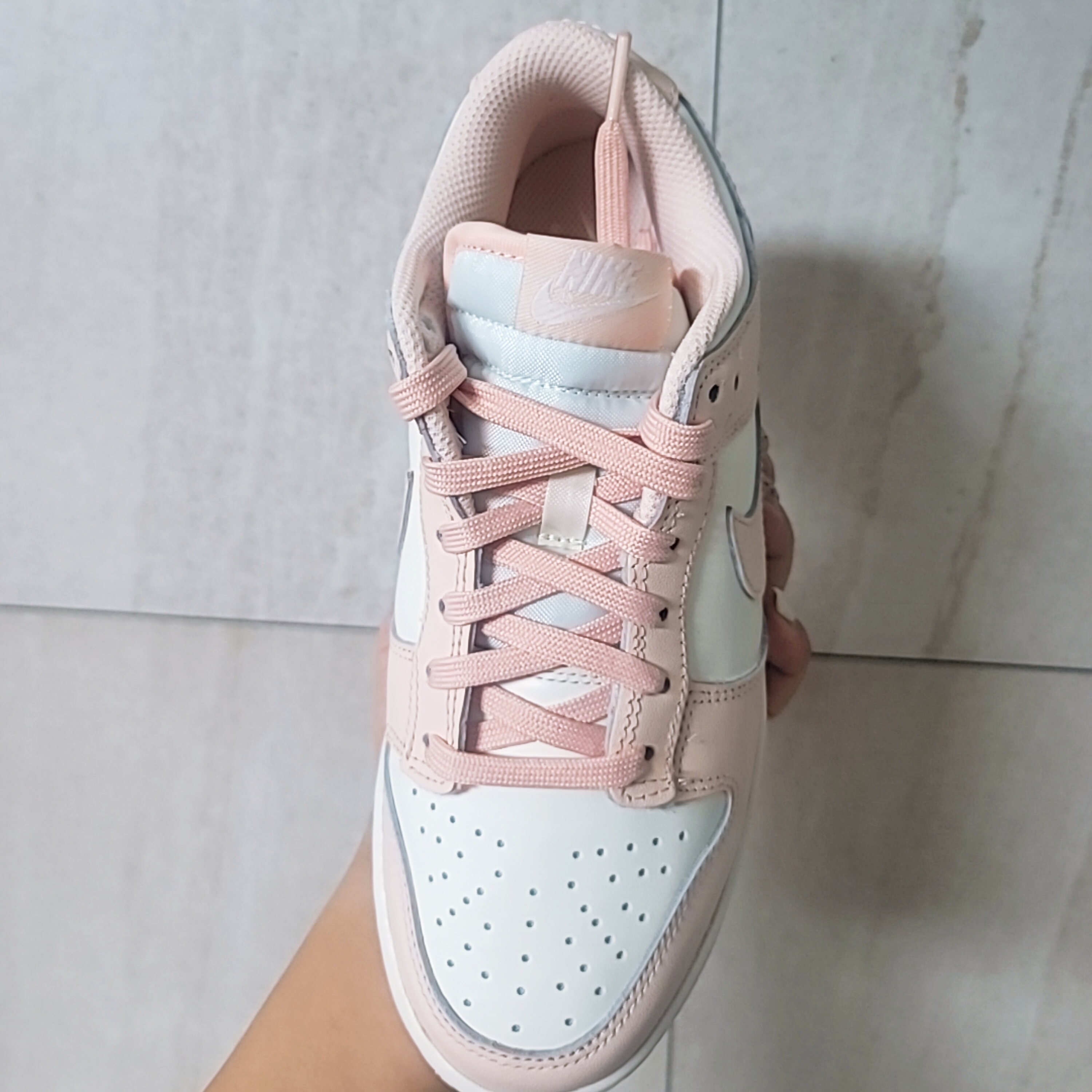(W) Nike Dunk Low Orange Pearl 착용 스타일 - 2