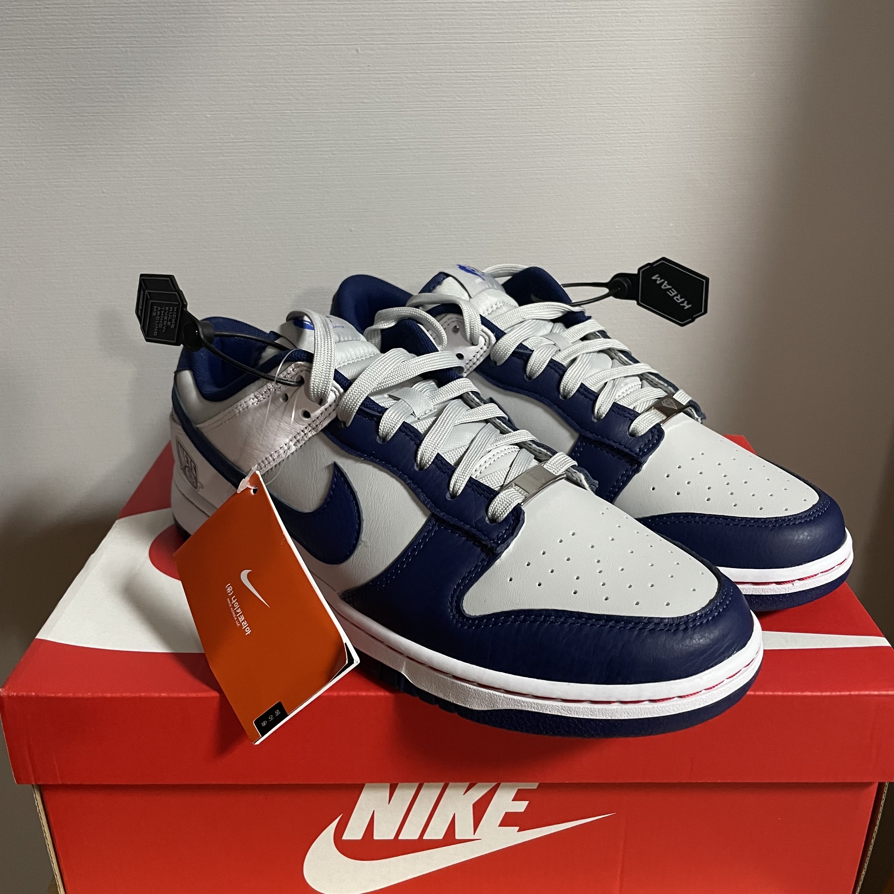 Nike x NBA Dunk Low Retro EMB Nets 착용 스타일