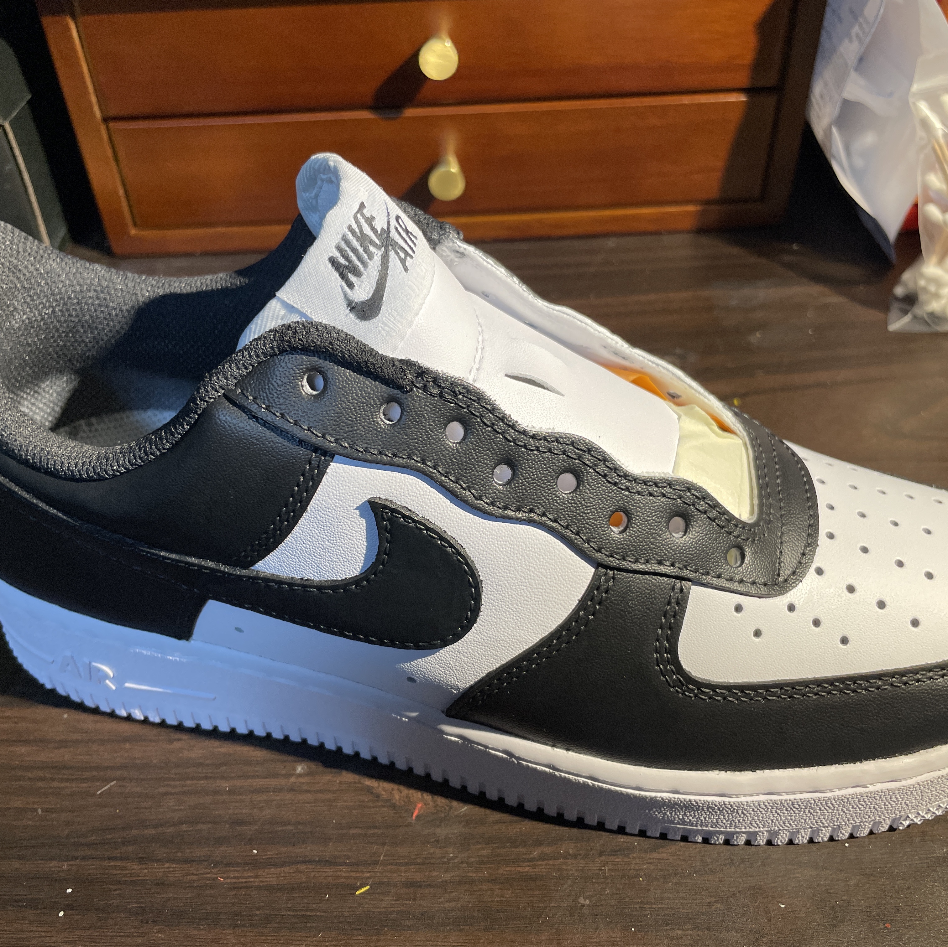 Jordan 1 Retro High OG Light Fusion Red, Jordan 1 Retro High OG Defiant SB LA to Chicago 착용 스타일 - 5