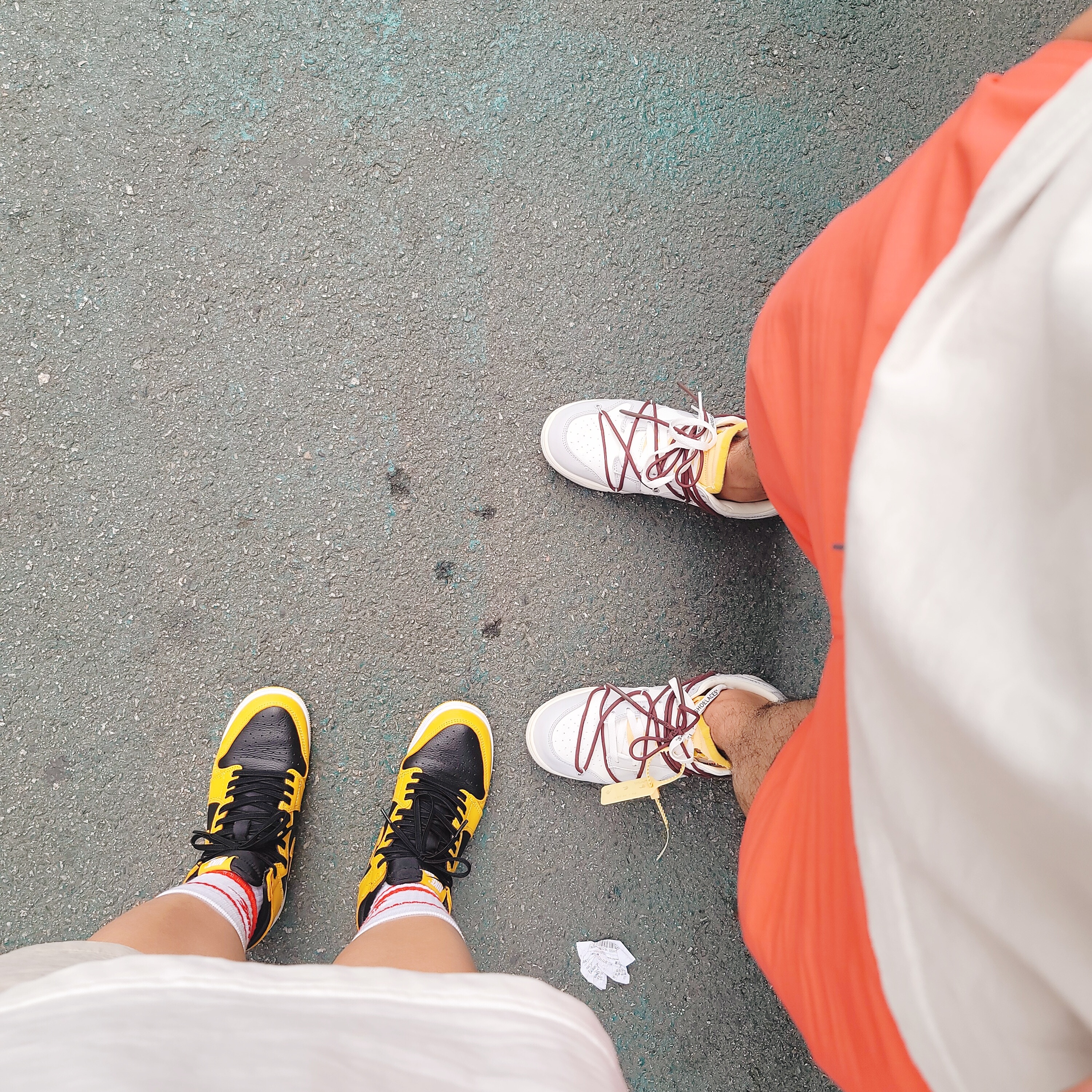 Nike x Off-White Dunk Low The 50 - Lot 46, (GS) Jordan 1 Retro High OG Pollen 착용 스타일 - 1