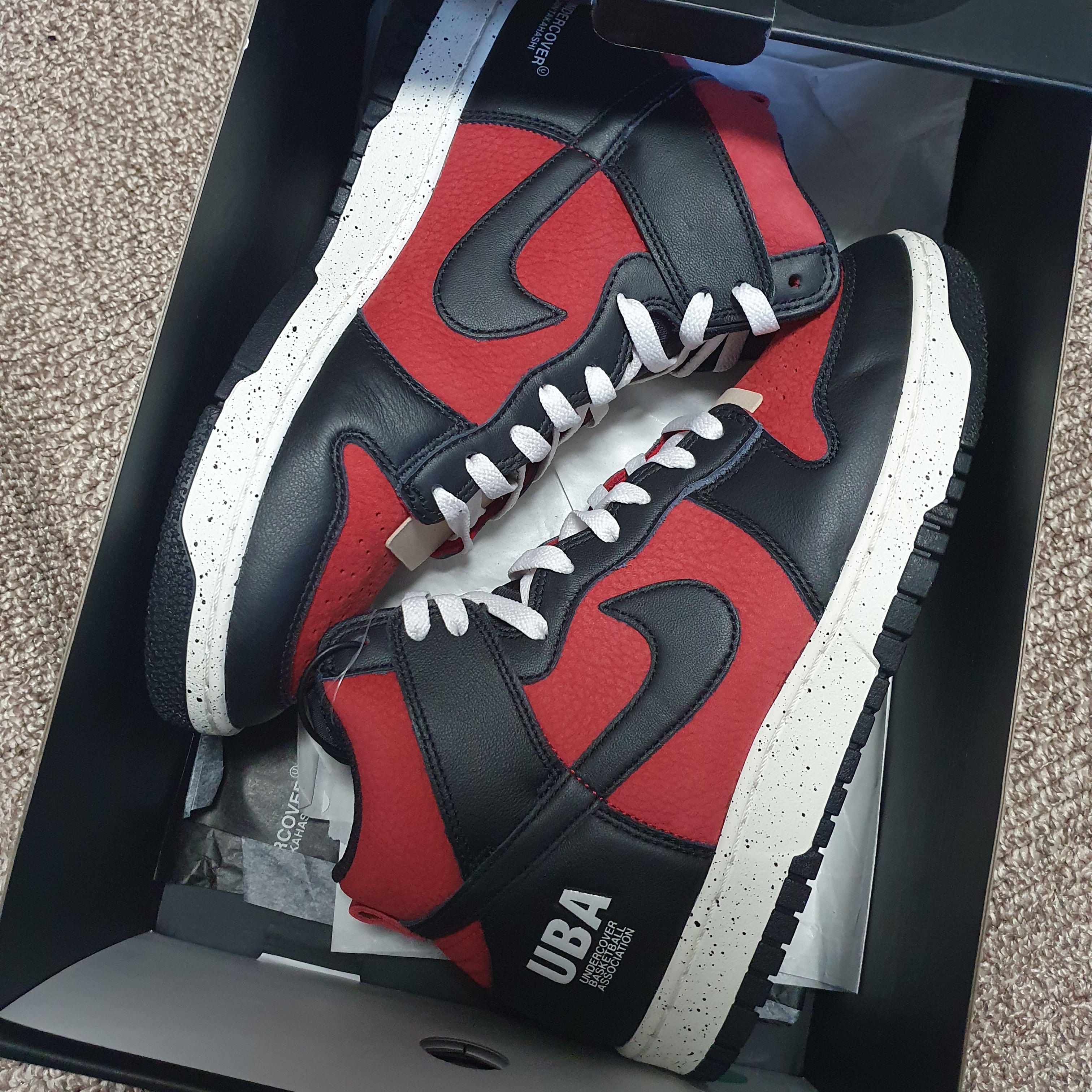 Nike x Undercover Dunk High 1985 Gym Red 착용 스타일 - 2