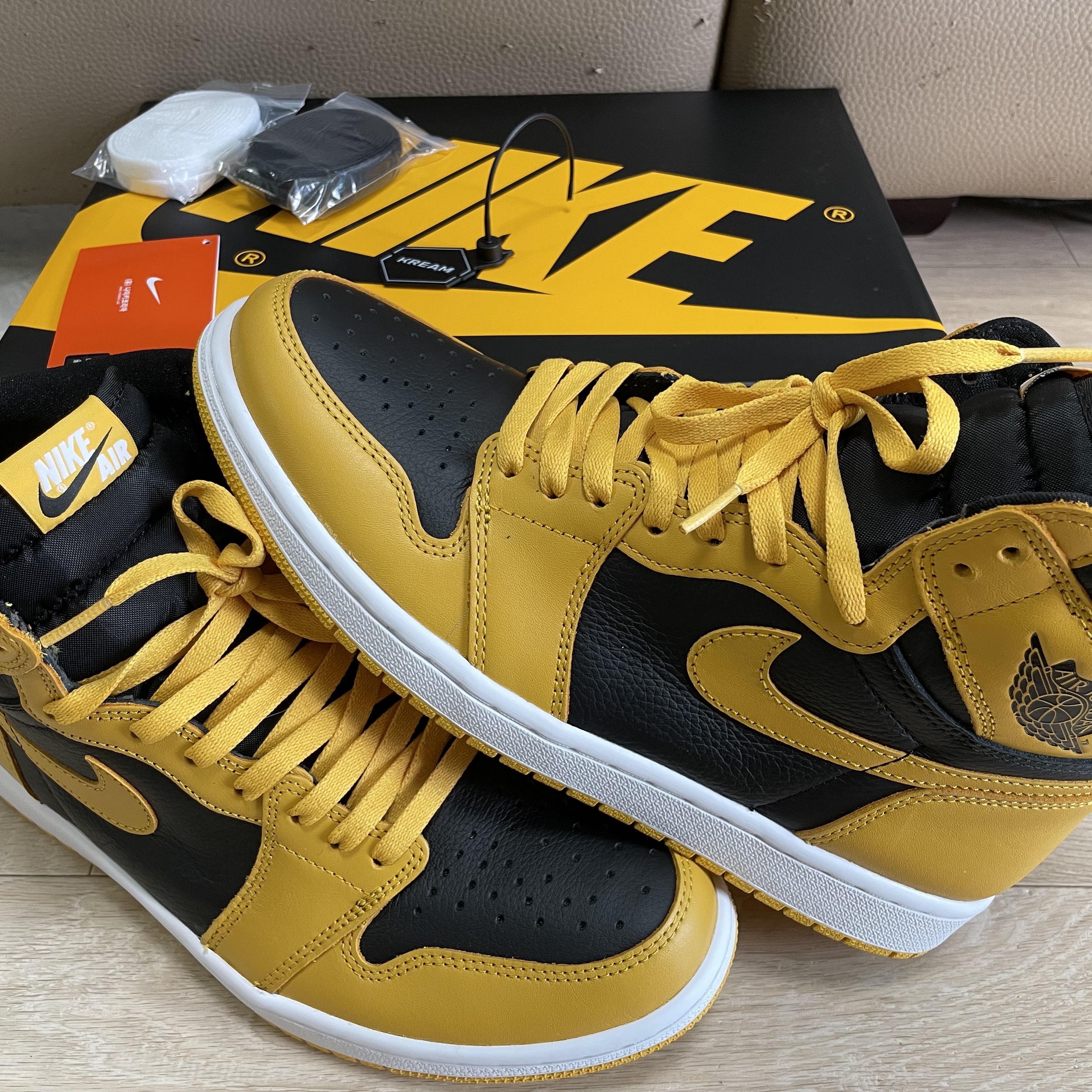 Jordan 1 Retro High OG Pollen 착용 스타일 - 2