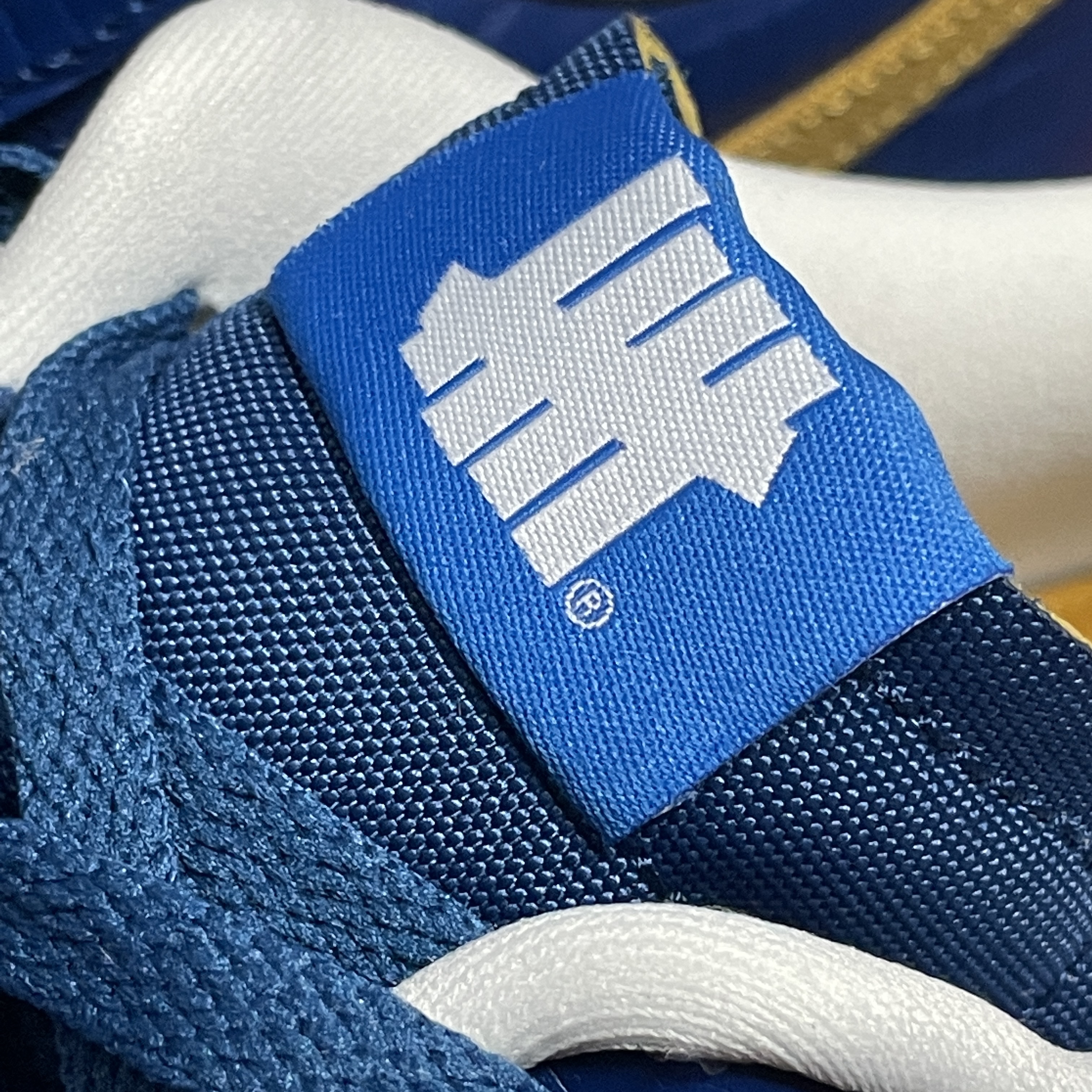 Nike x Undefeated Air Force 1 Low SP 5 On It Court Blue 착용 스타일 - 5