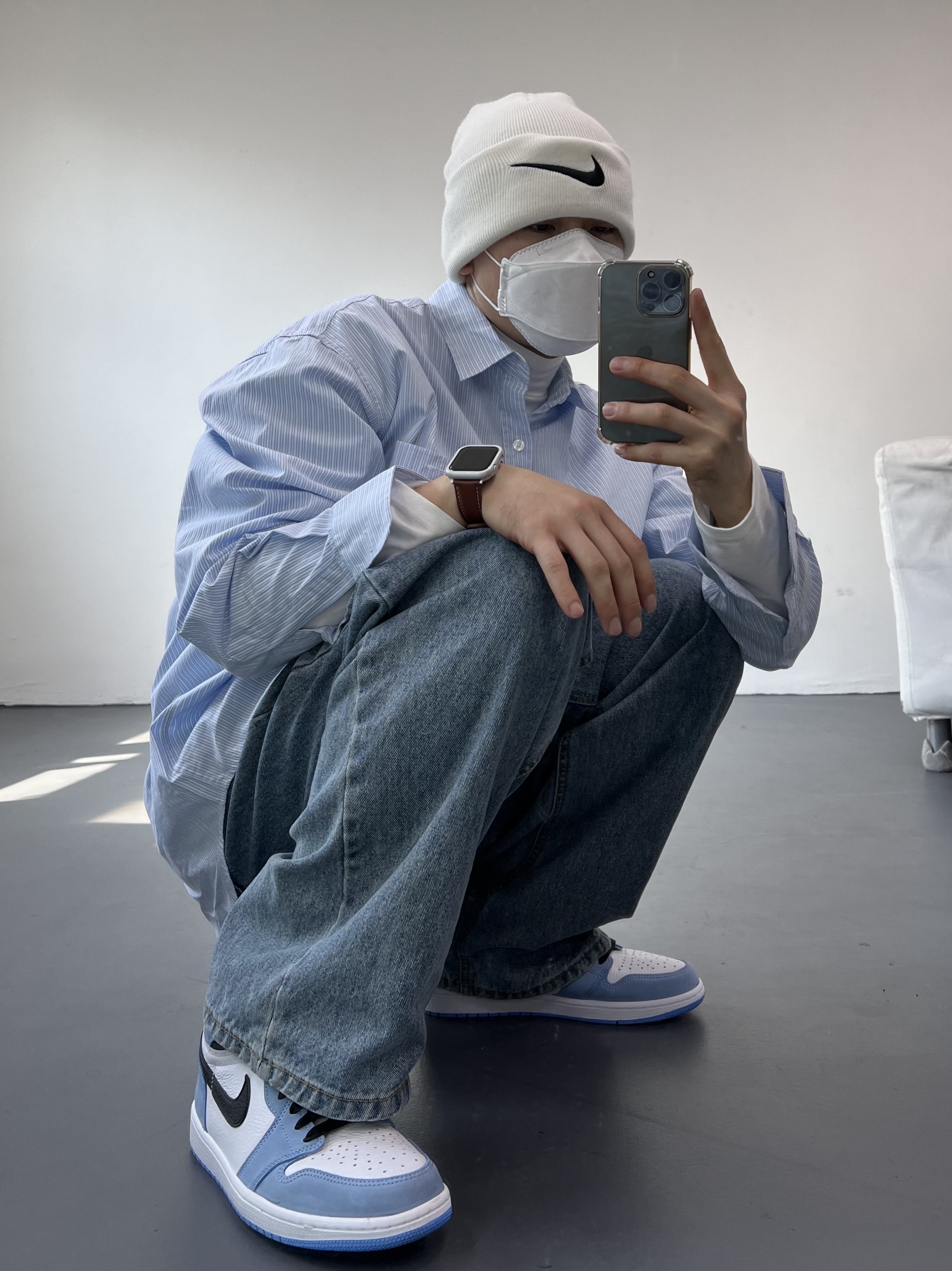 Jordan 1 Retro High OG University Blue, Nike x Stussy Cuff Beanie White 착용 스타일