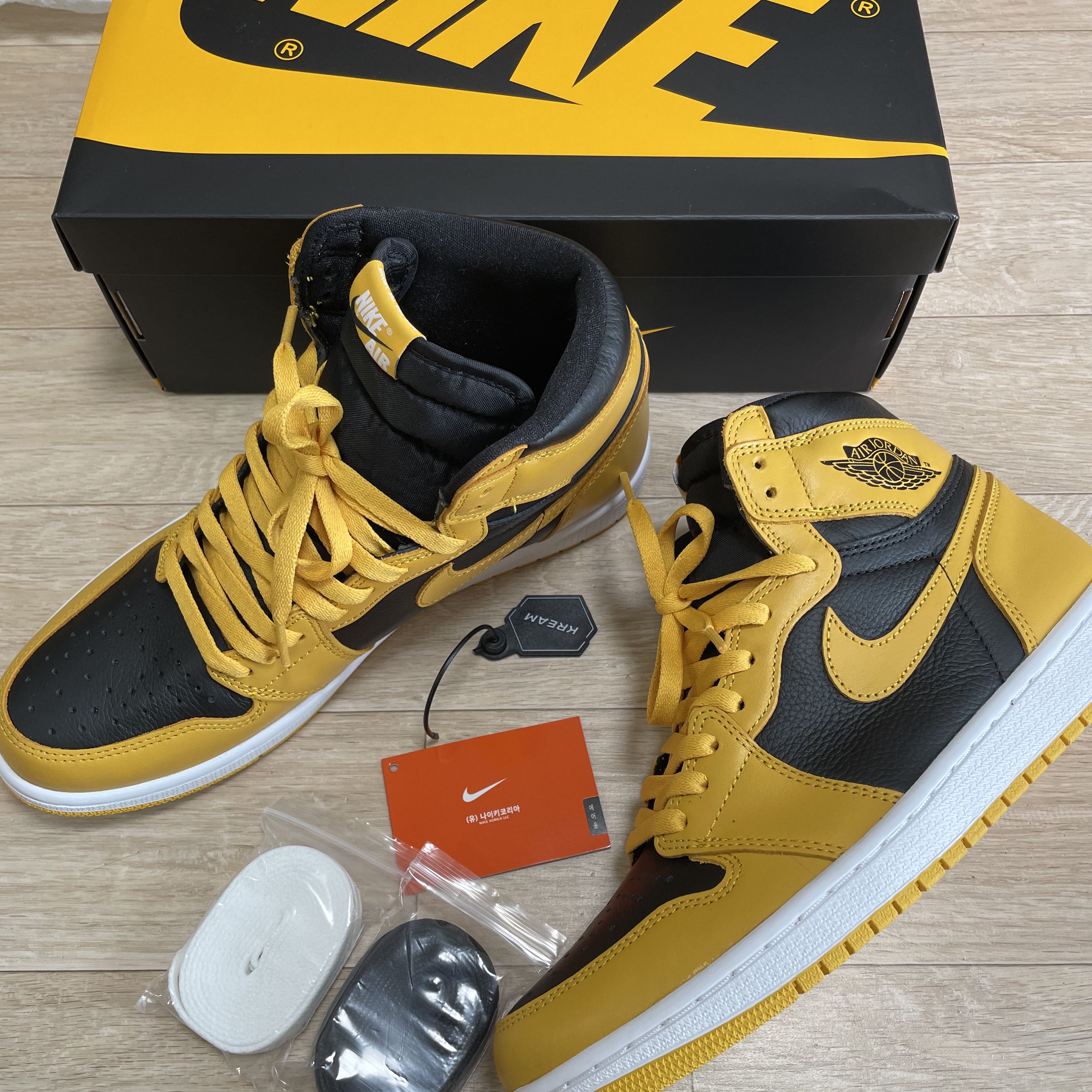 Jordan 1 Retro High OG Pollen 착용 스타일 - 1