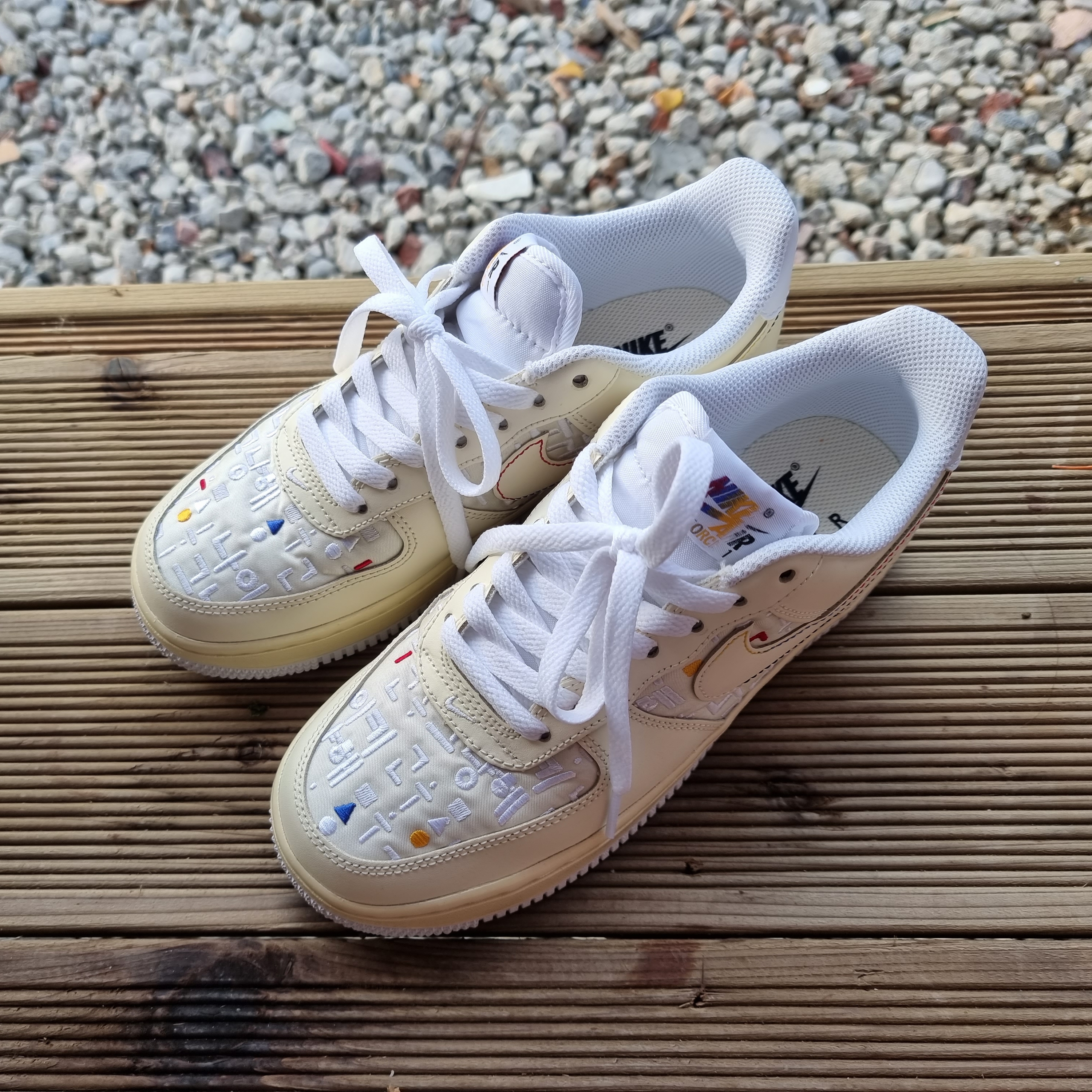 (W) Nike Air Force 1 '07 LV8 Hangul Day 착용 스타일 - 5
