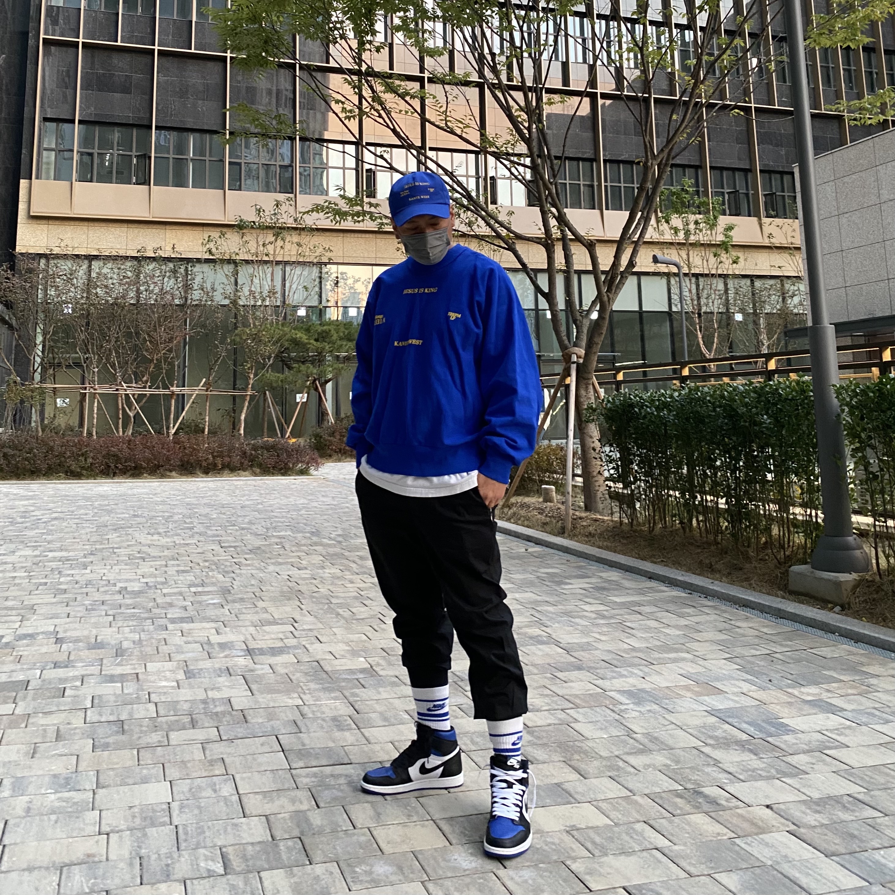 Jordan 1 Retro High OG Royal Toe 착용 스타일