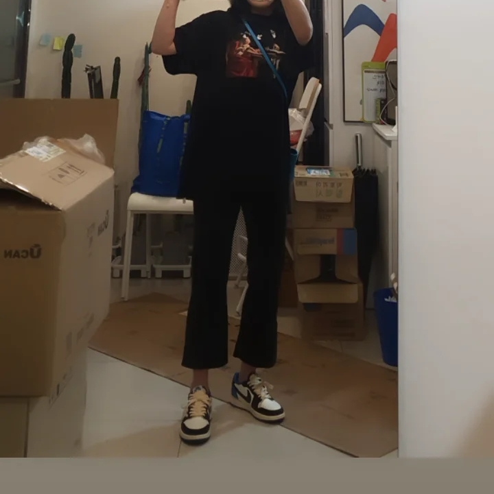Jordan 1 x Travis Scott x Fragment Retro Low OG SP Military Blue 착용 스타일