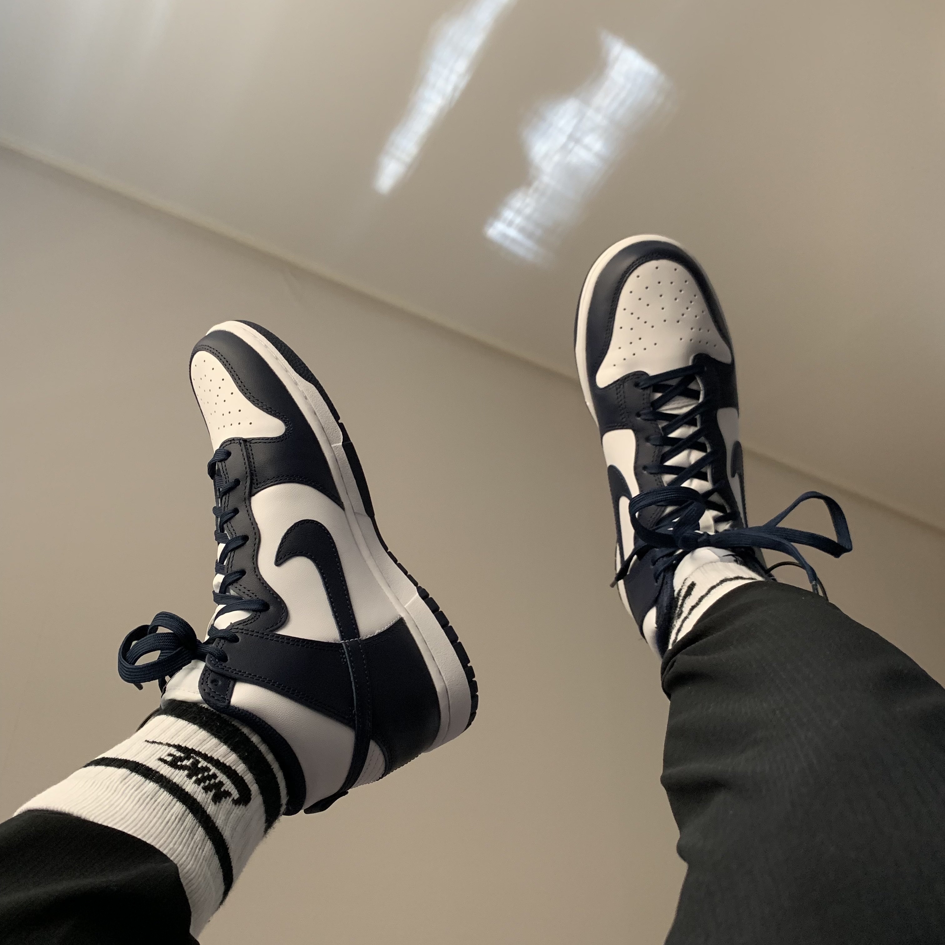 Nike Dunk High Retro Championship Navy 착용 스타일