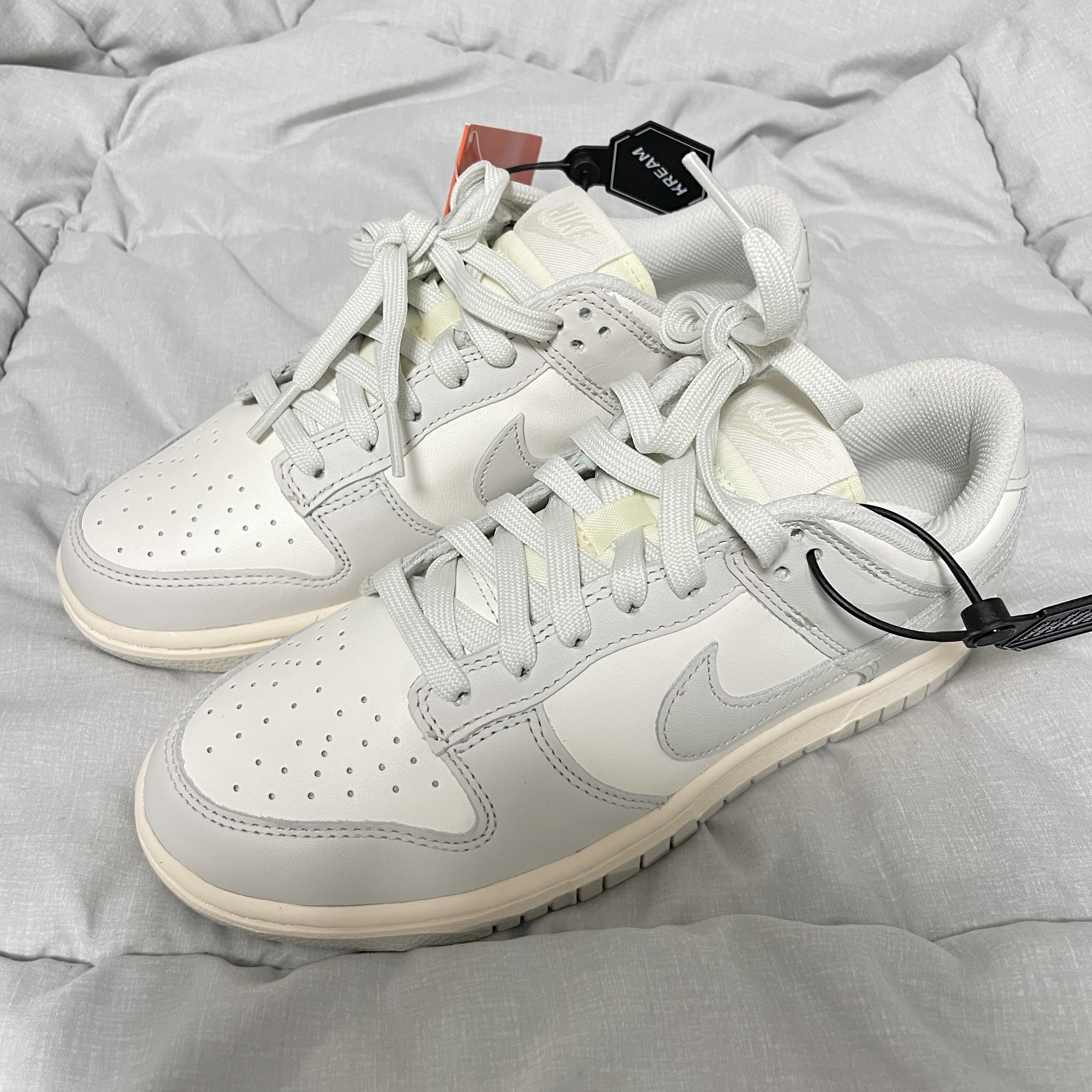 (W) Nike Dunk Low Light Bone 착용 스타일