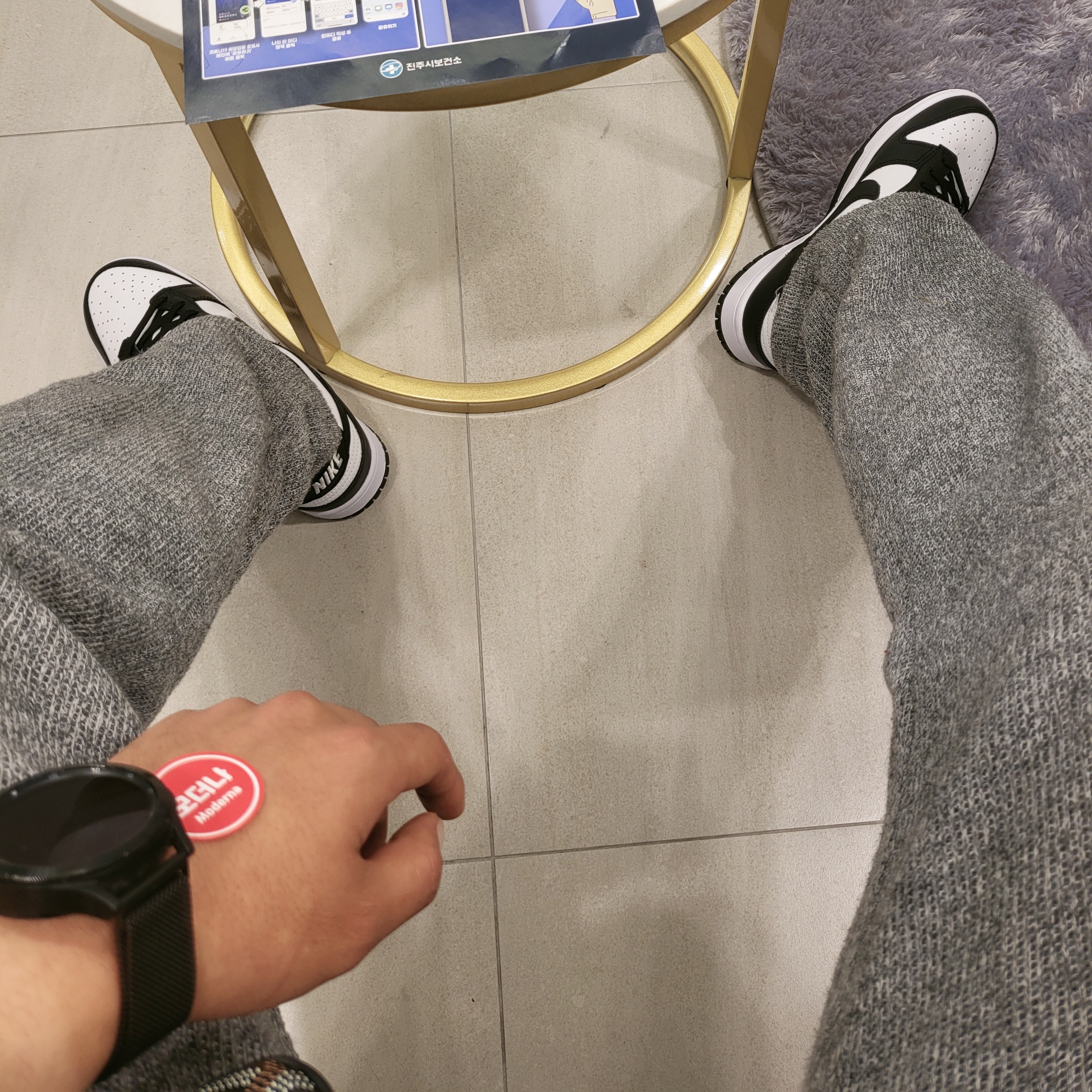 Nike Dunk Low Retro Black 착용 스타일