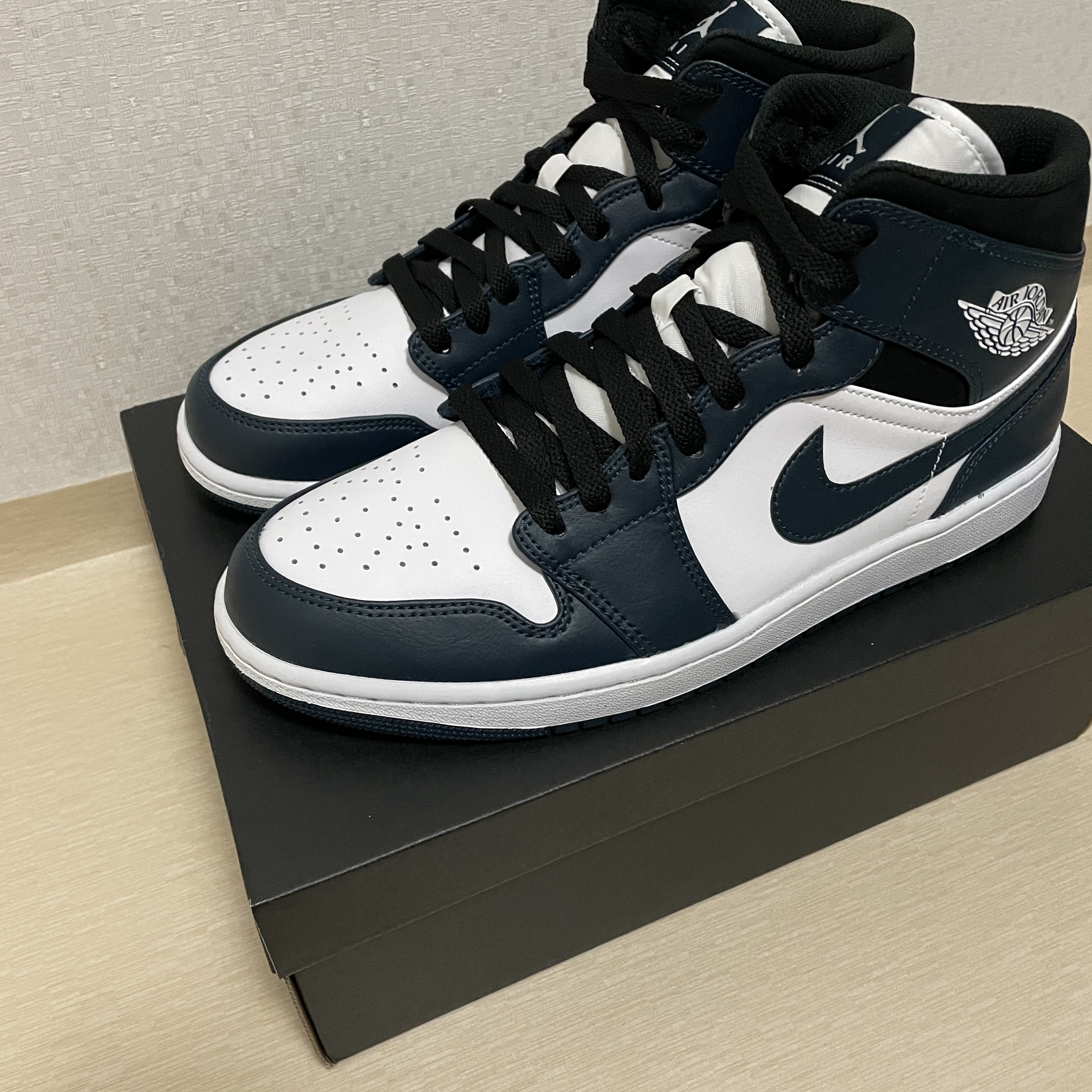 Jordan 1 Mid Dark Teal 착용 스타일 - 2