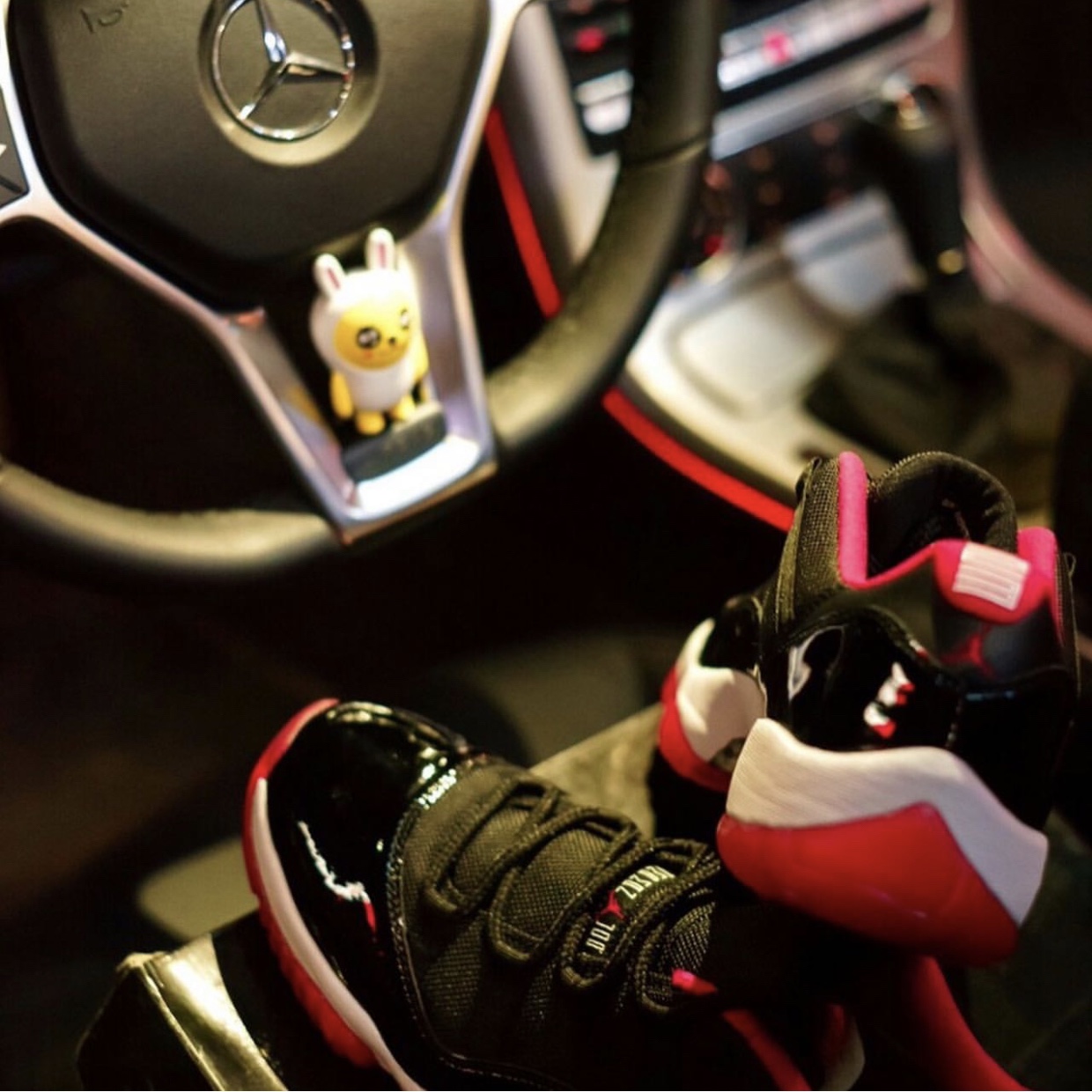 Jordan 11 Retro Low Bred 착용 스타일 - 5