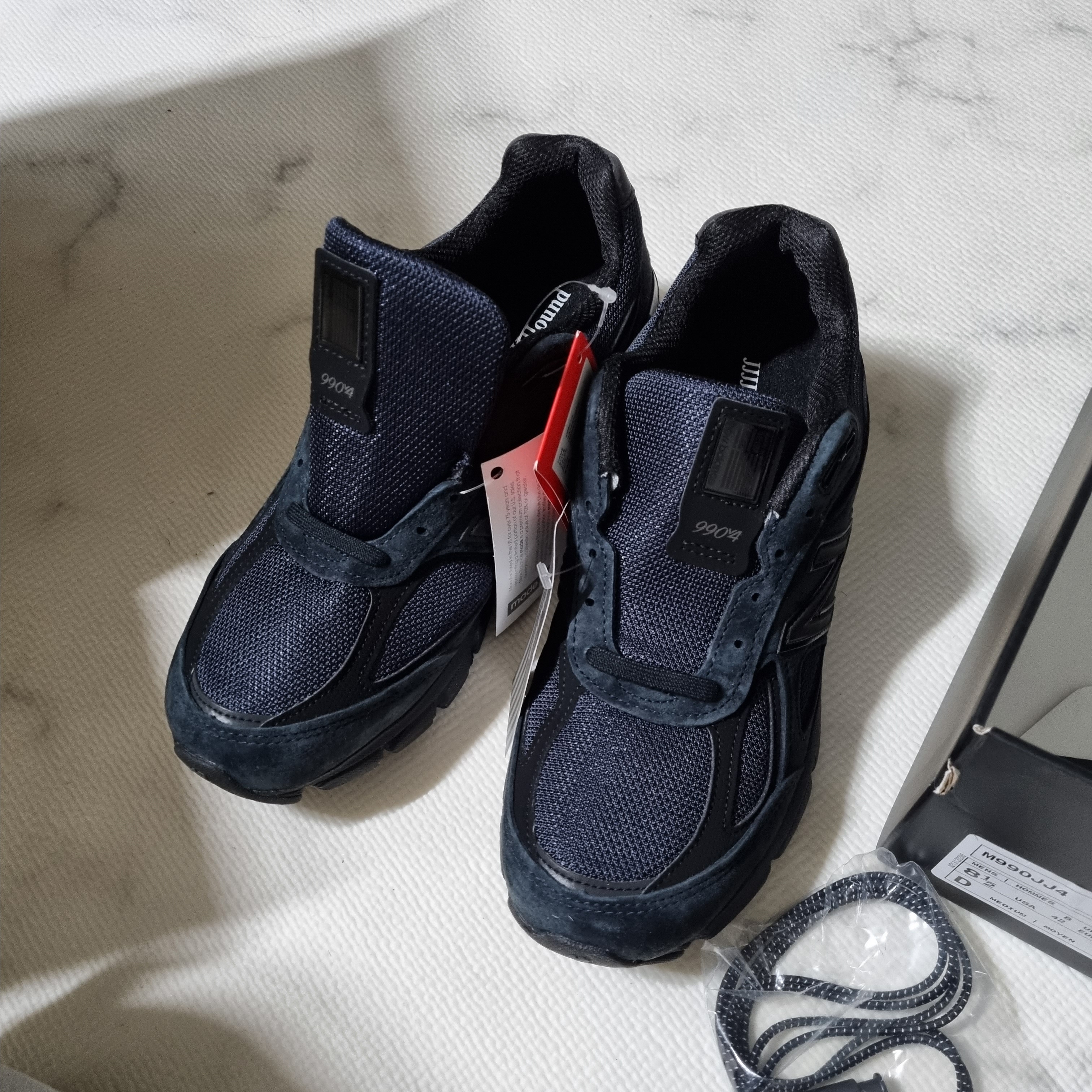 New Balance x JJJJound 990v4 Navy 착용 스타일 - 2