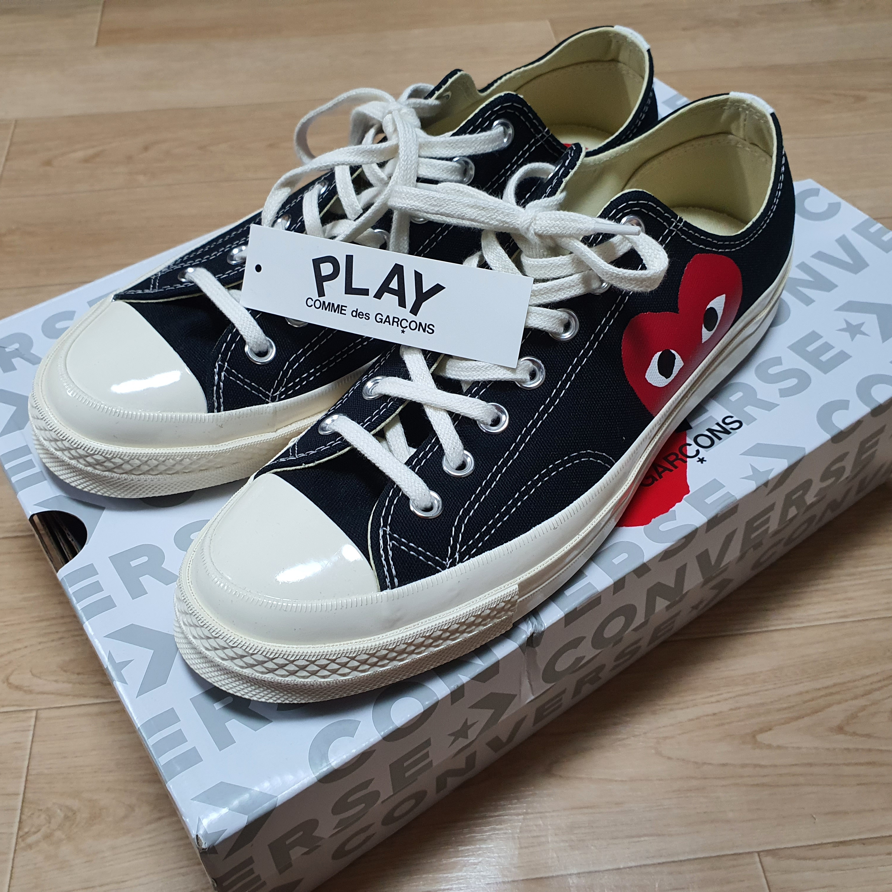 Converse x Play Comme des Garcons Chuck 70 Ox Black 착용 스타일
