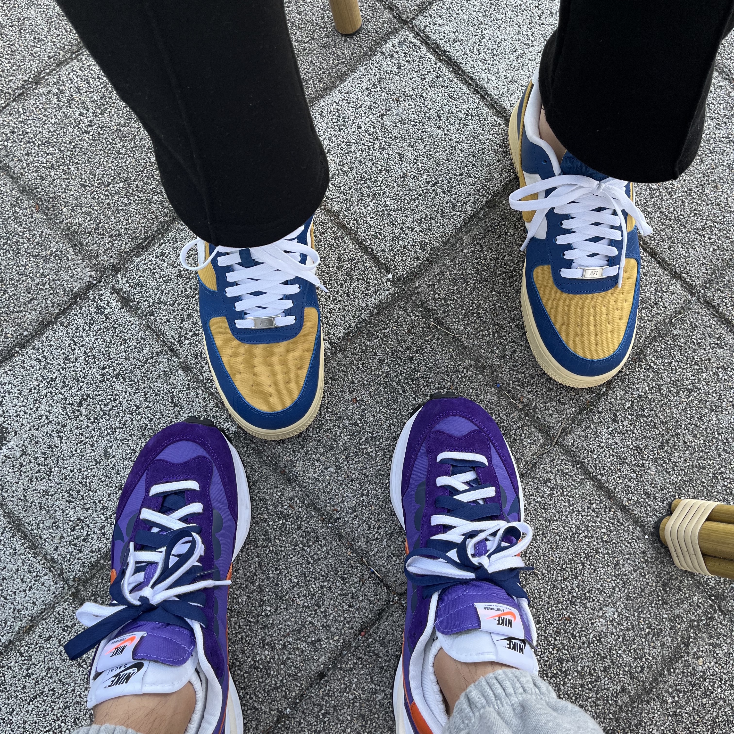 Nike x Sacai VaporWaffle Dark Iris 착용 스타일 - 2