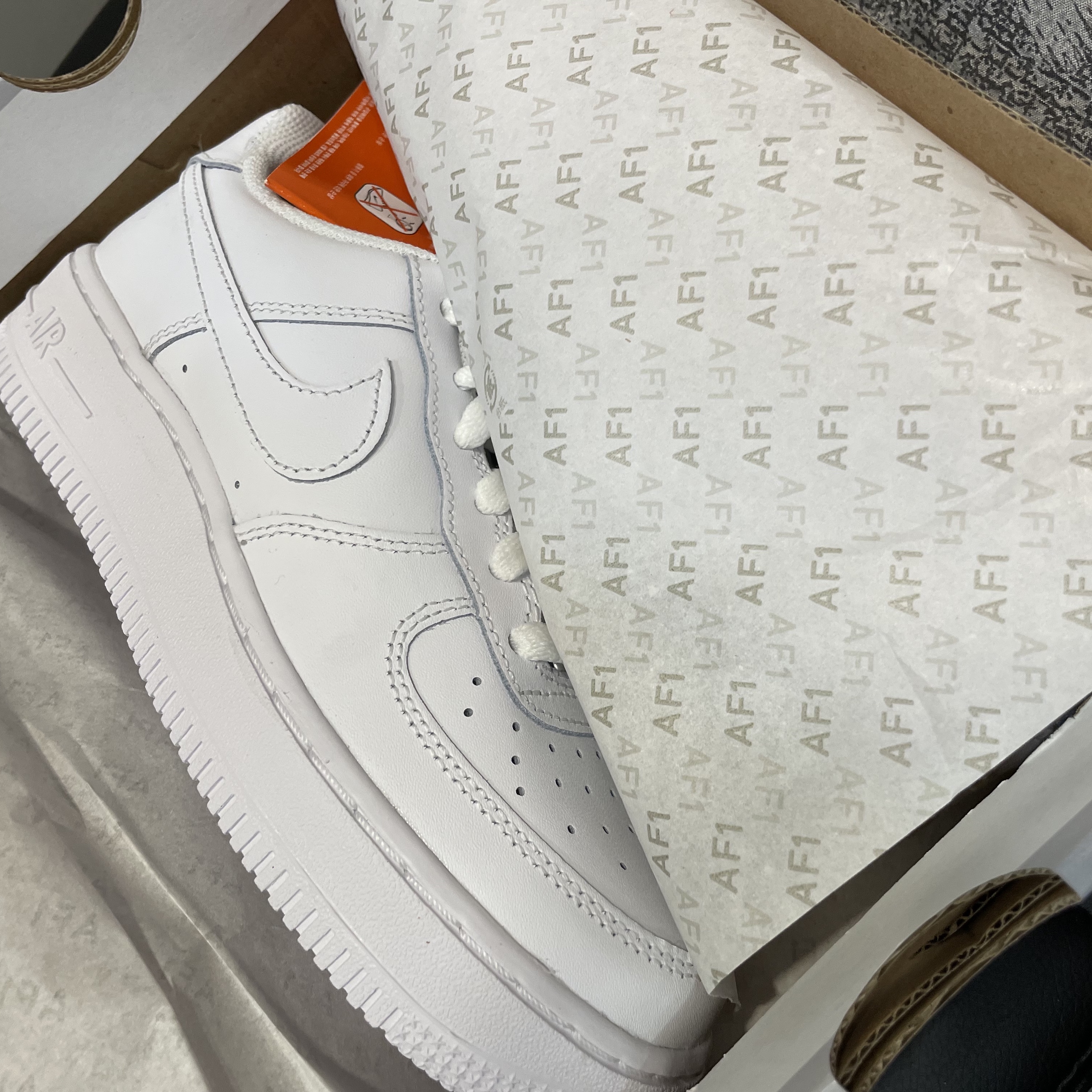 (W) Nike Air Force 1 '07 Low White 착용 스타일