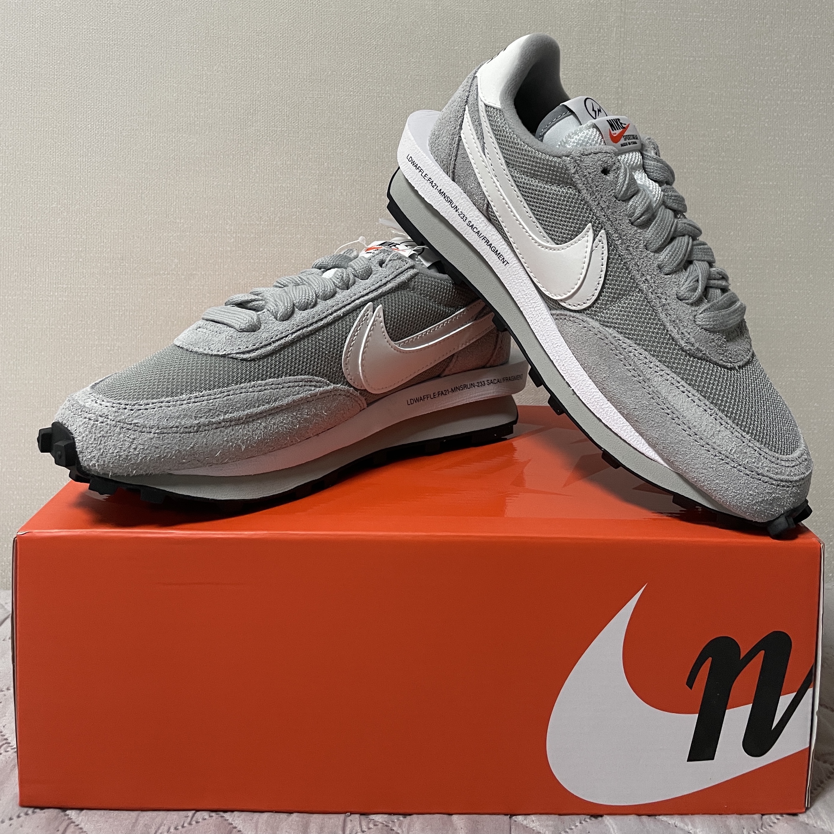 Nike x Sacai x Fragment LDWaffle Light Smoke Grey 착용 스타일