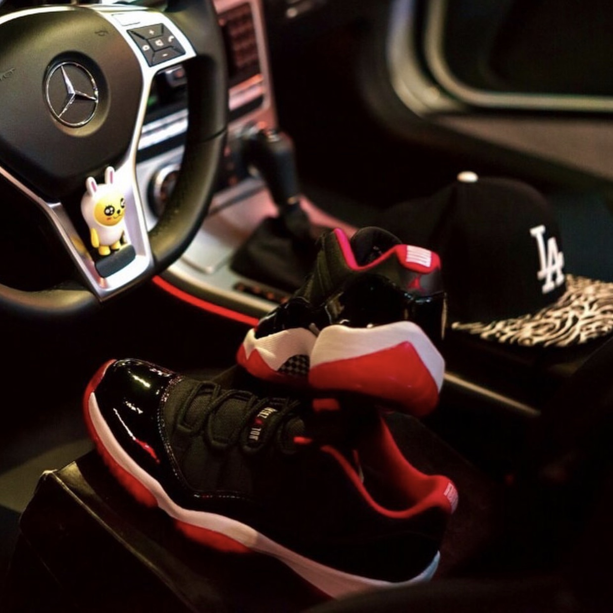 Jordan 11 Retro Low Bred 착용 스타일 - 4