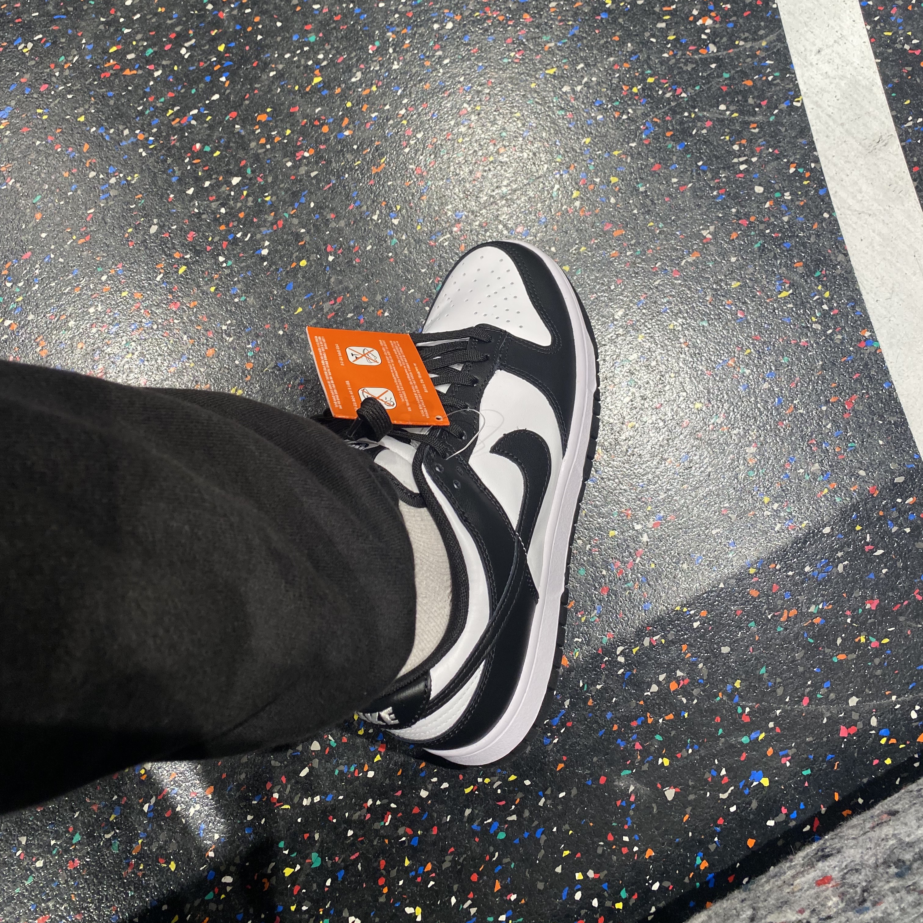 Nike Dunk Low Retro Black 착용 스타일