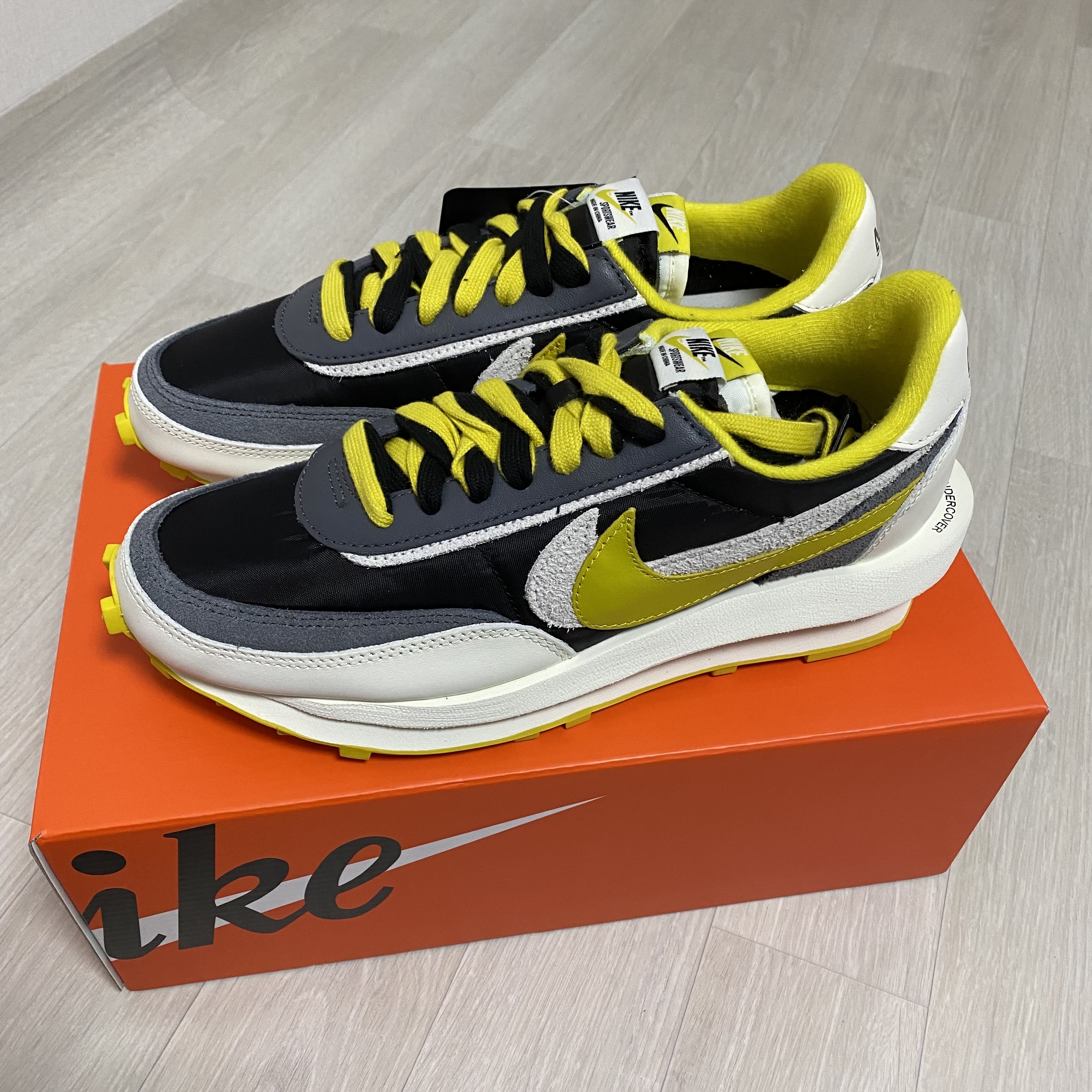 Nike x Sacai x Undercover LDWaffle Black Bright Citron 착용 스타일