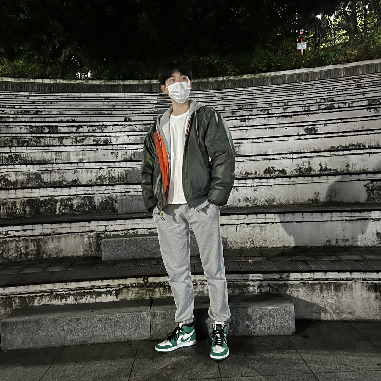 Jordan 1 Zoom Air CMFT Stadium Green 착용 스타일
