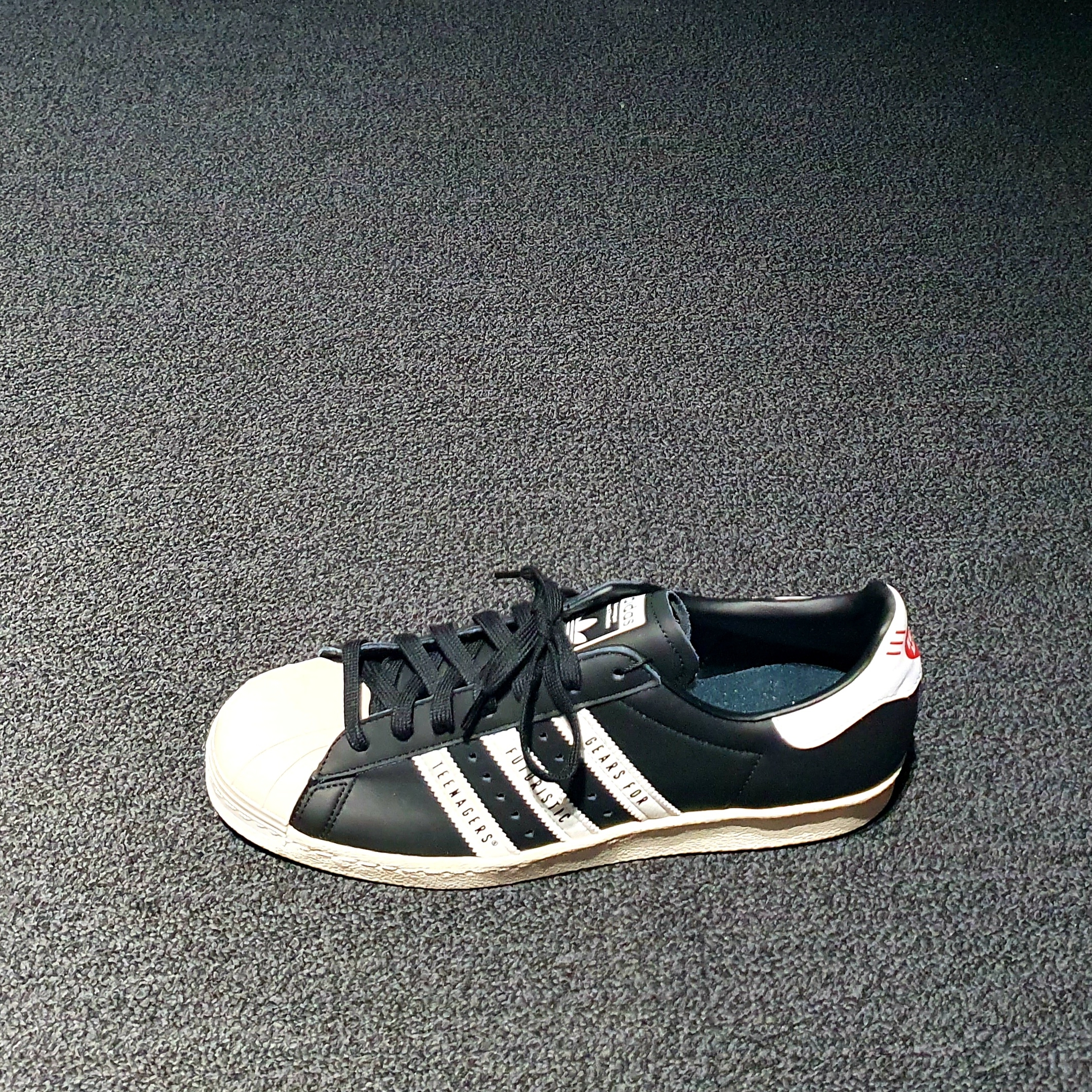 Adidas x Human Made Superstar Black White 착용 스타일