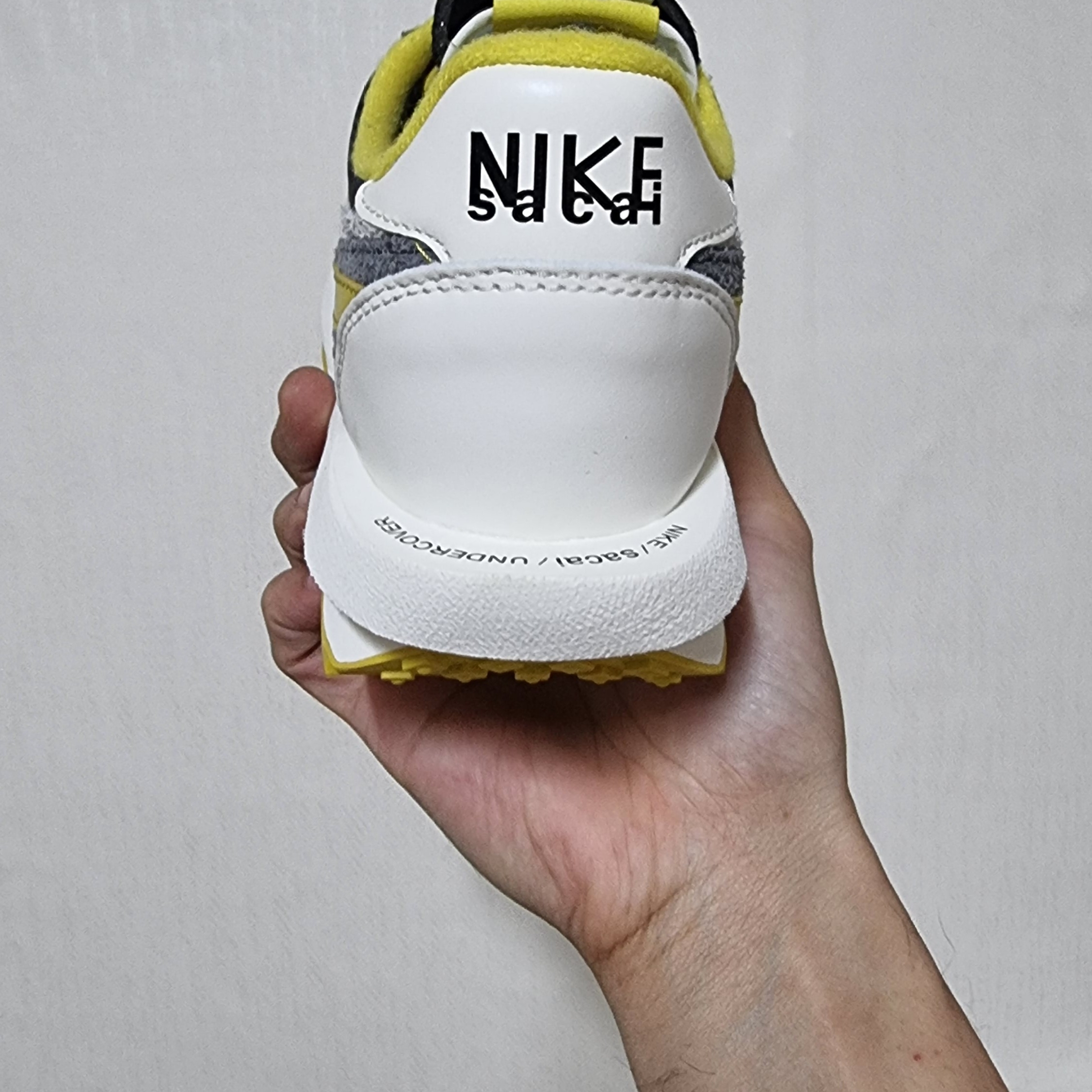 Nike x Sacai x Undercover LDWaffle Black Bright Citron 착용 스타일 - 2