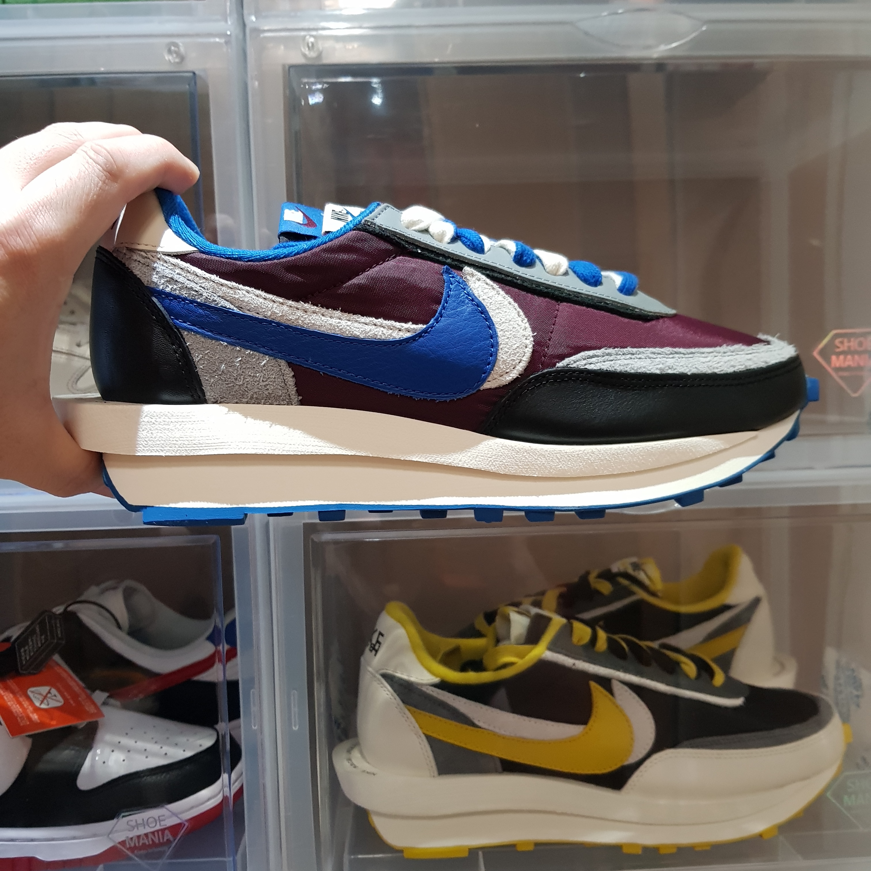 Nike x Sacai x Undercover LDWaffle Night Maroon Team Royal 착용 스타일