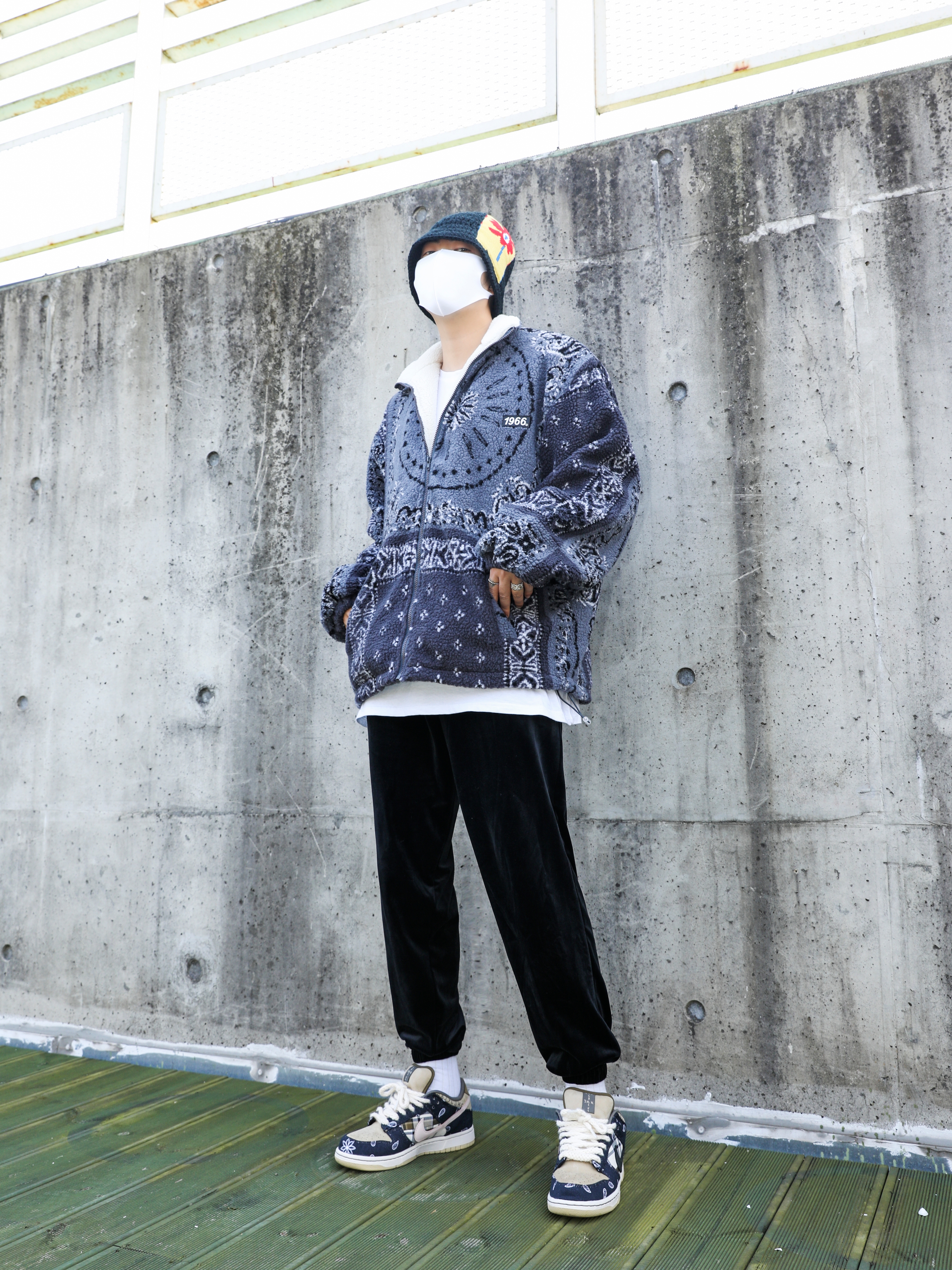 Nike x Travis Scott SB Dunk Low 착용 스타일 - 1
