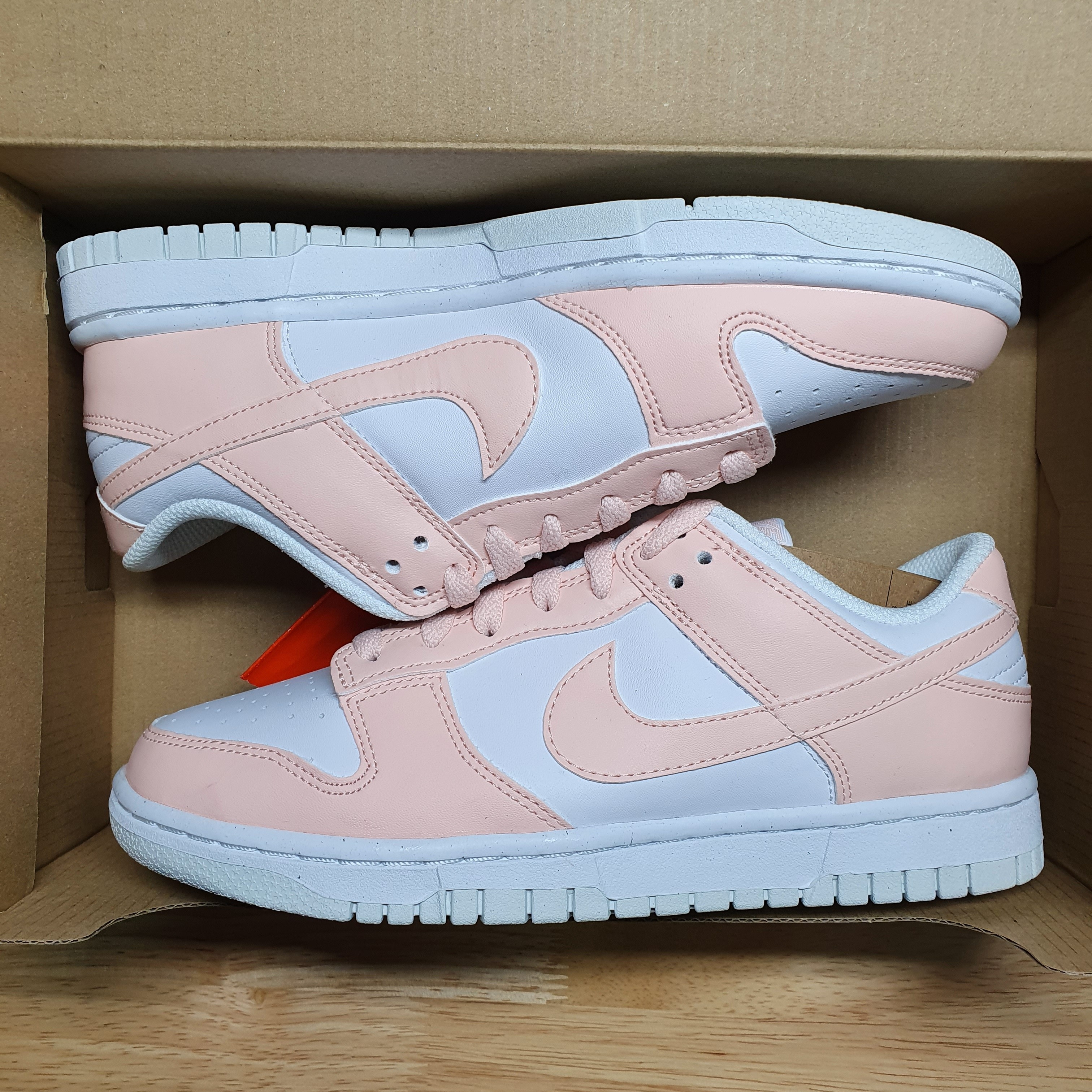 (W) Nike Dunk Low Next Nature Pale Coral 착용 스타일