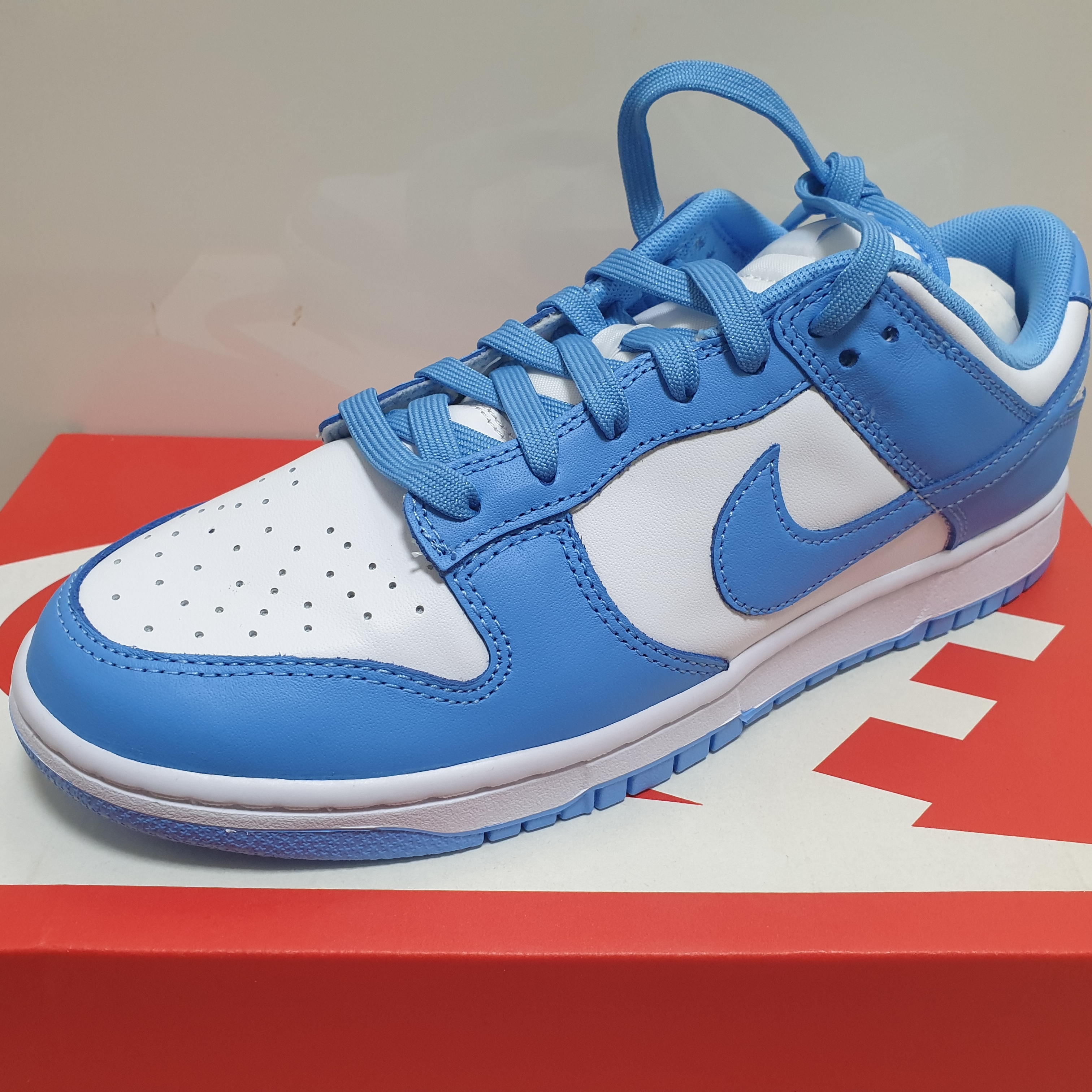 Nike Dunk Low Retro University Blue 착용 스타일