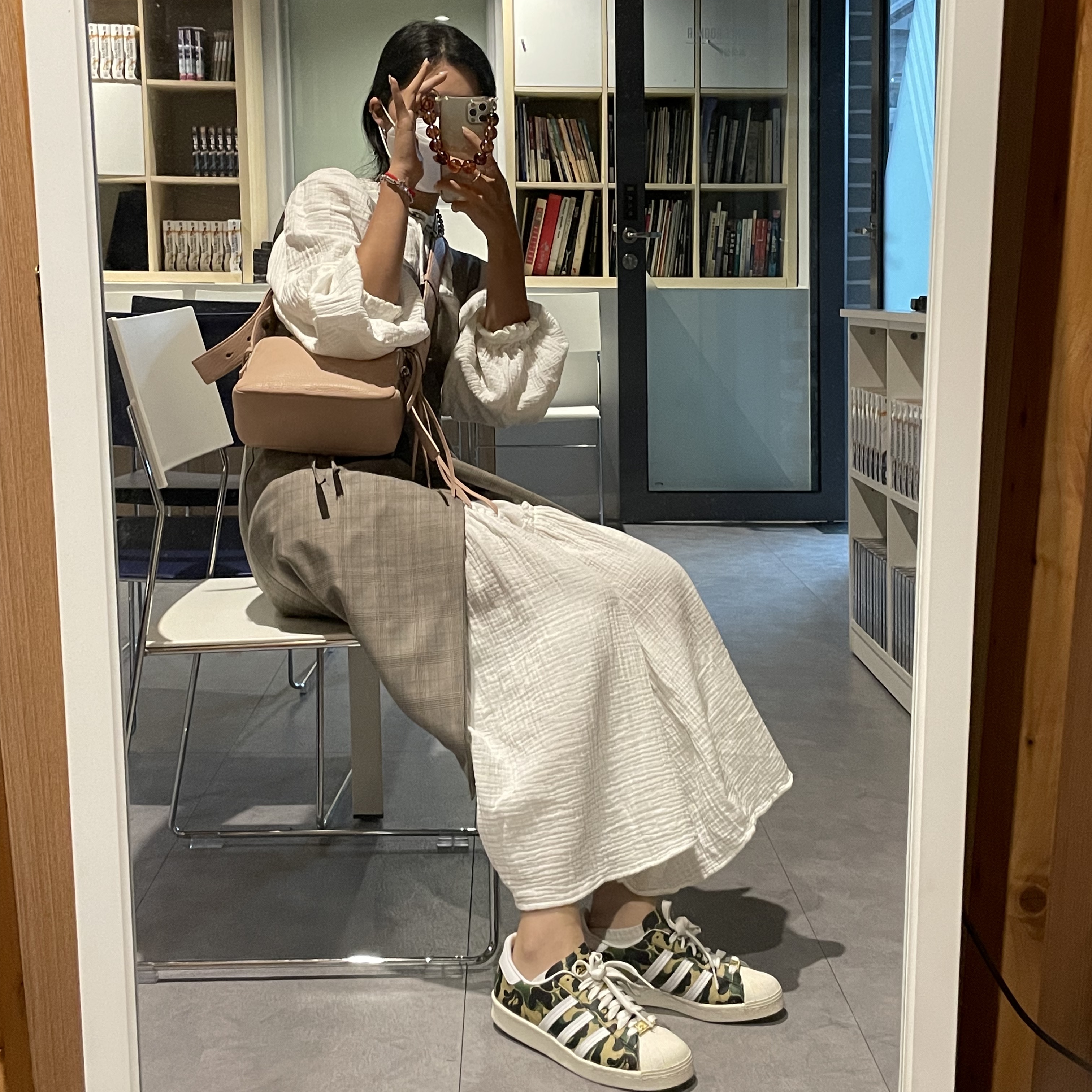 Adidas x BAPE Superstar 80s Green Camo 착용 스타일