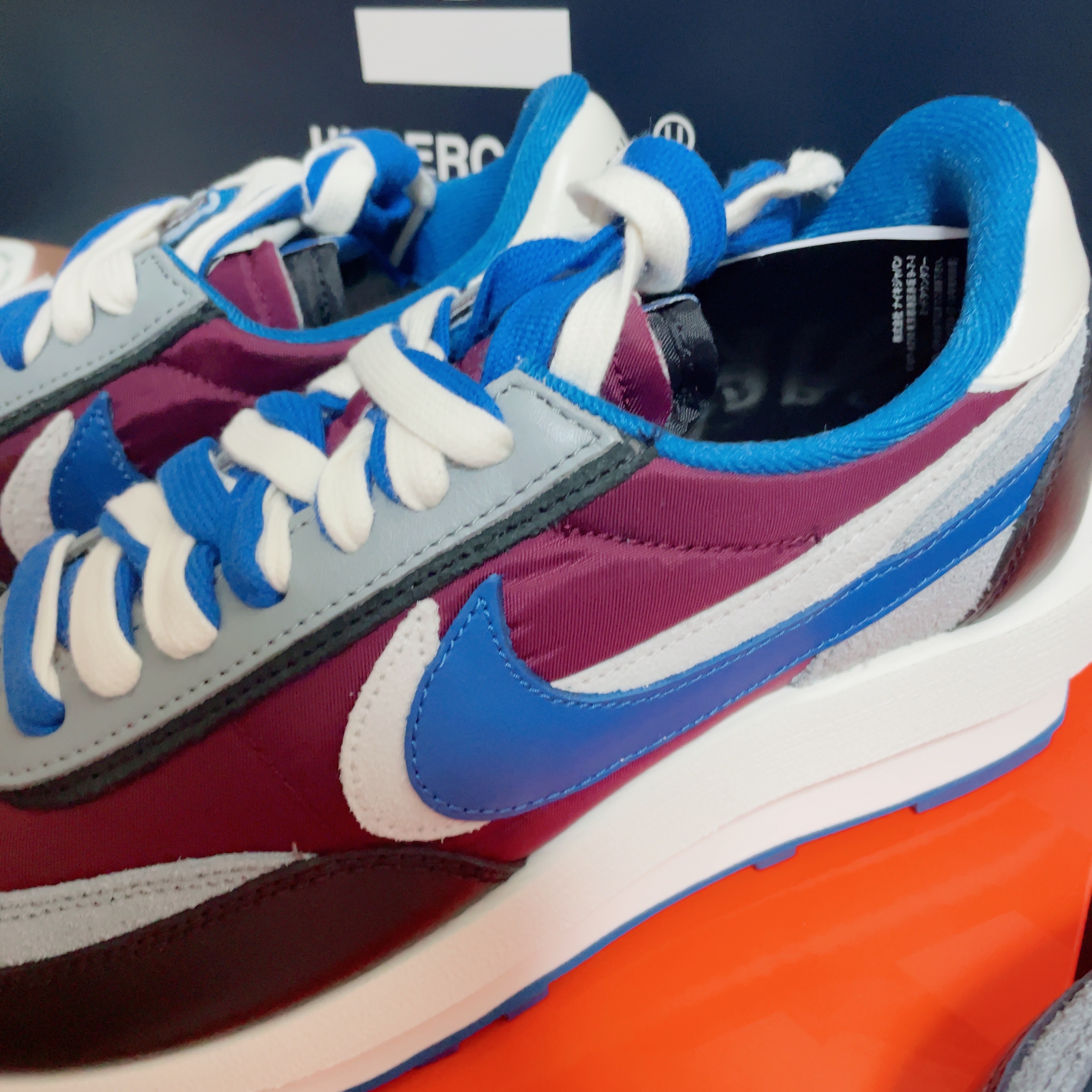 Nike x Sacai x Undercover LDWaffle Black Bright Citron, Nike x Sacai x Undercover LDWaffle Night Maroon Team Royal 착용 스타일 - 3