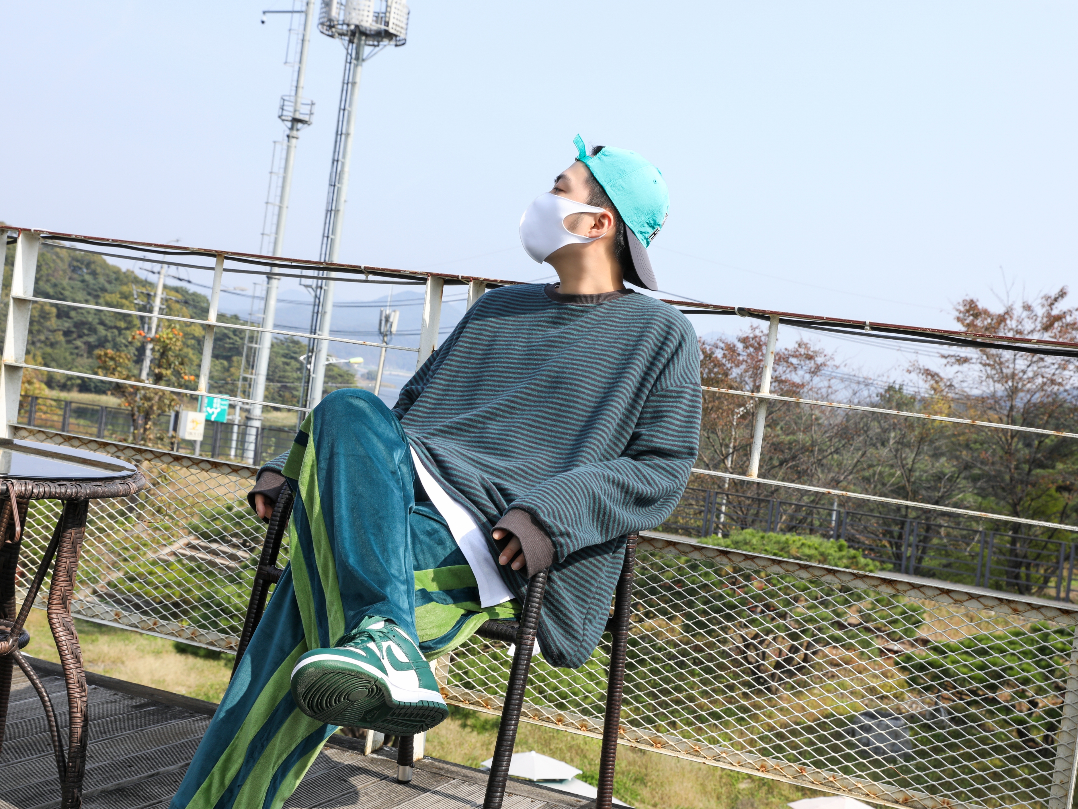 Nike Dunk Low Retro Varsity Green 착용 스타일
