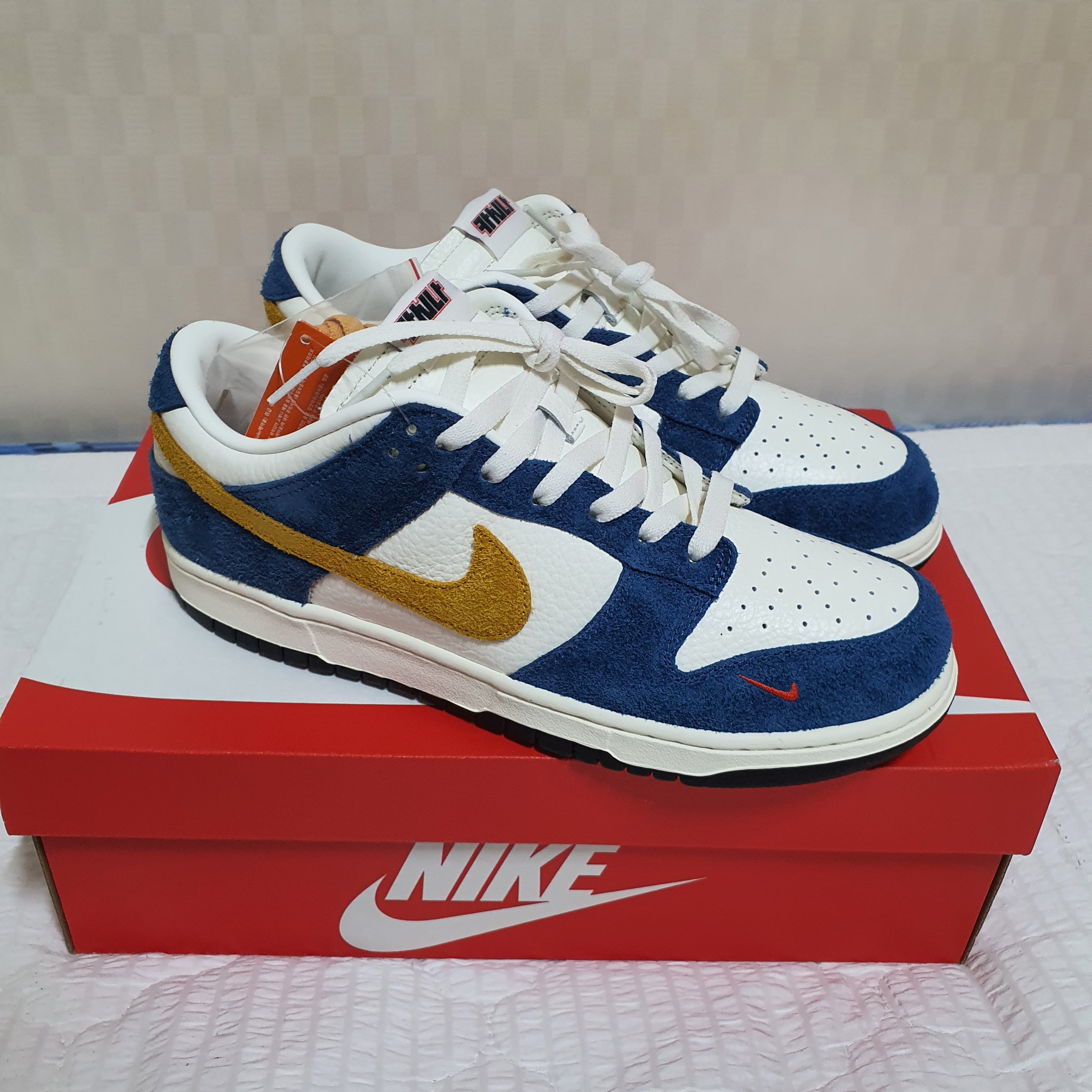 Nike x Kasina Dunk Low 80's Bus 착용 스타일
