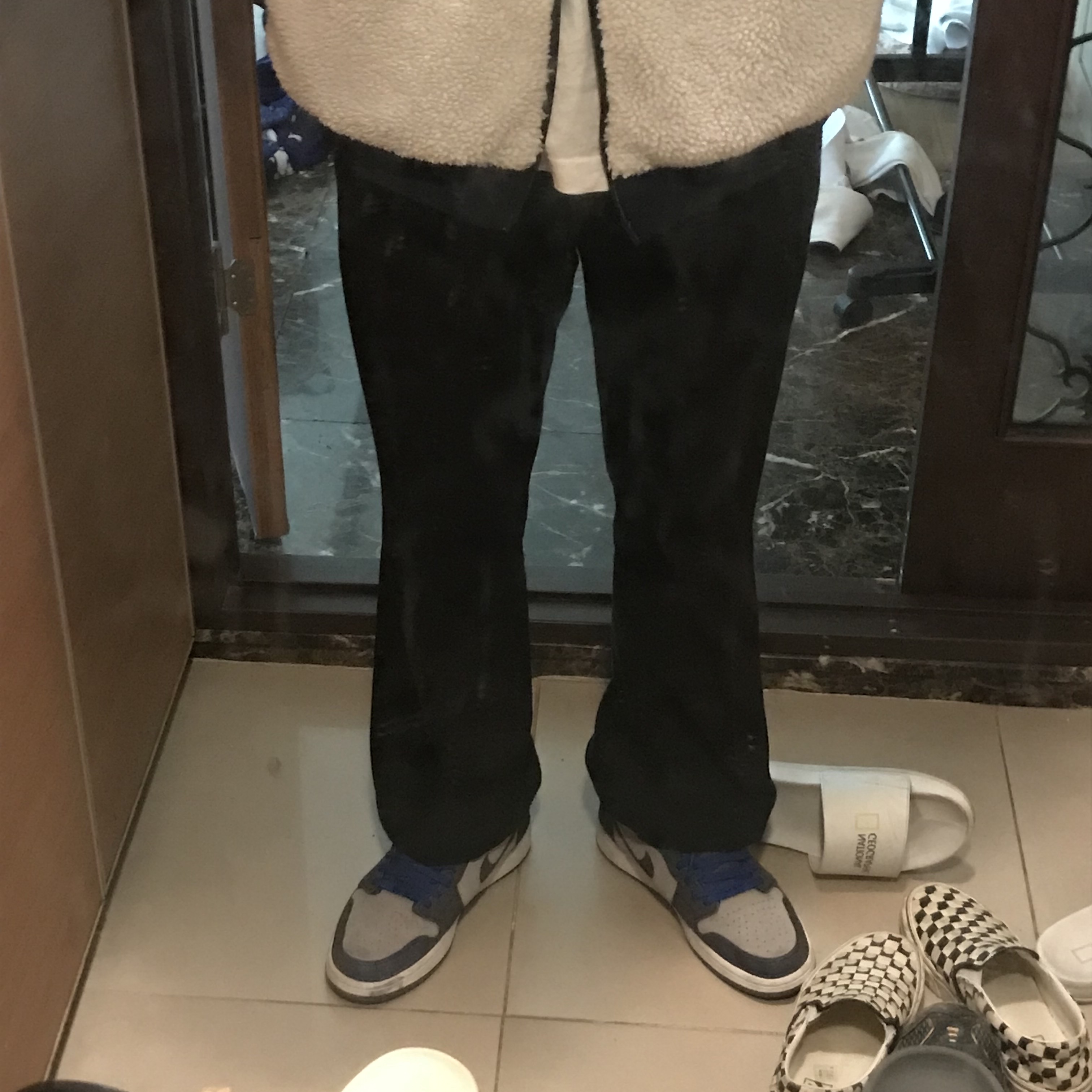 Jordan 1 x League of Legends Zoom Air CMFT Esports, Nike Big Swoosh Full Zip Jacket White Navy 착용 스타일 - 1