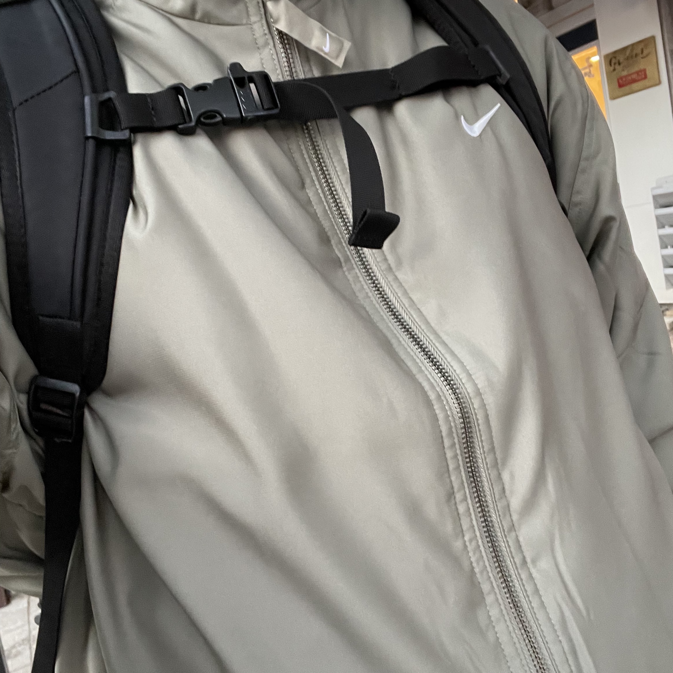 Nike NRG Solo Swoosh Satin Bomber Jacket Light Army - Asia 착용 스타일