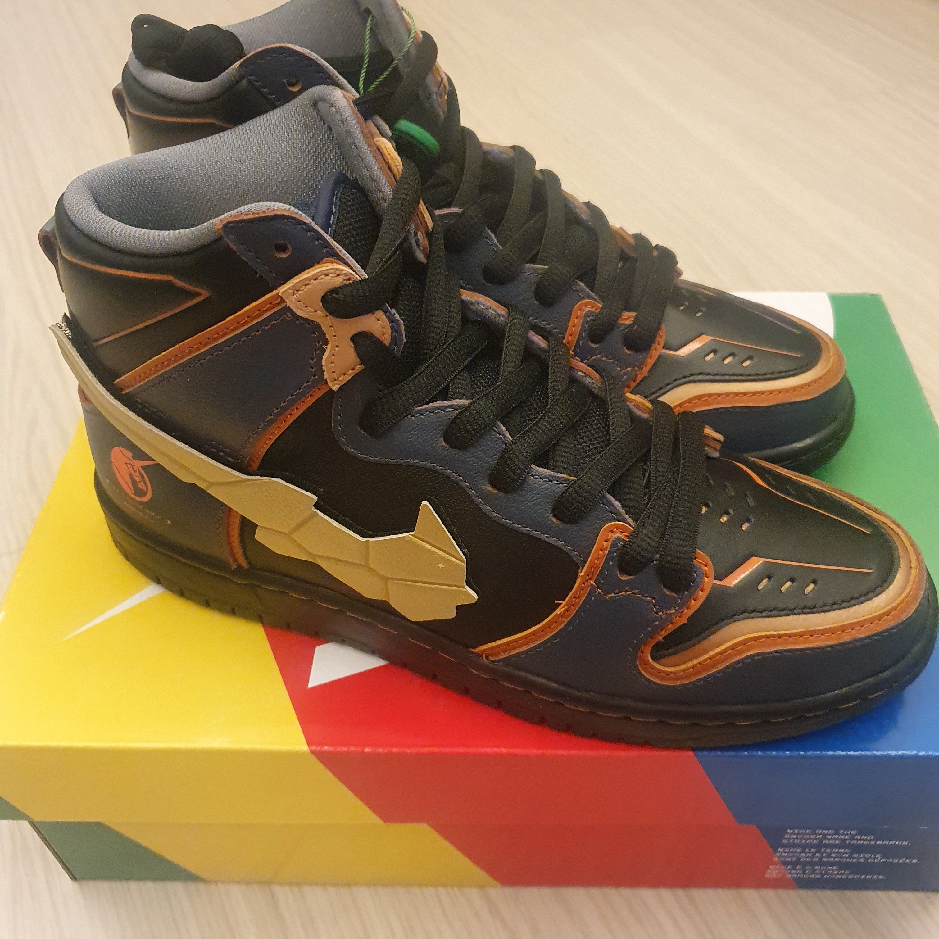 Nike x Gundam SB Dunk High Pro QS Unicorn Banshee 착용 스타일 - 4