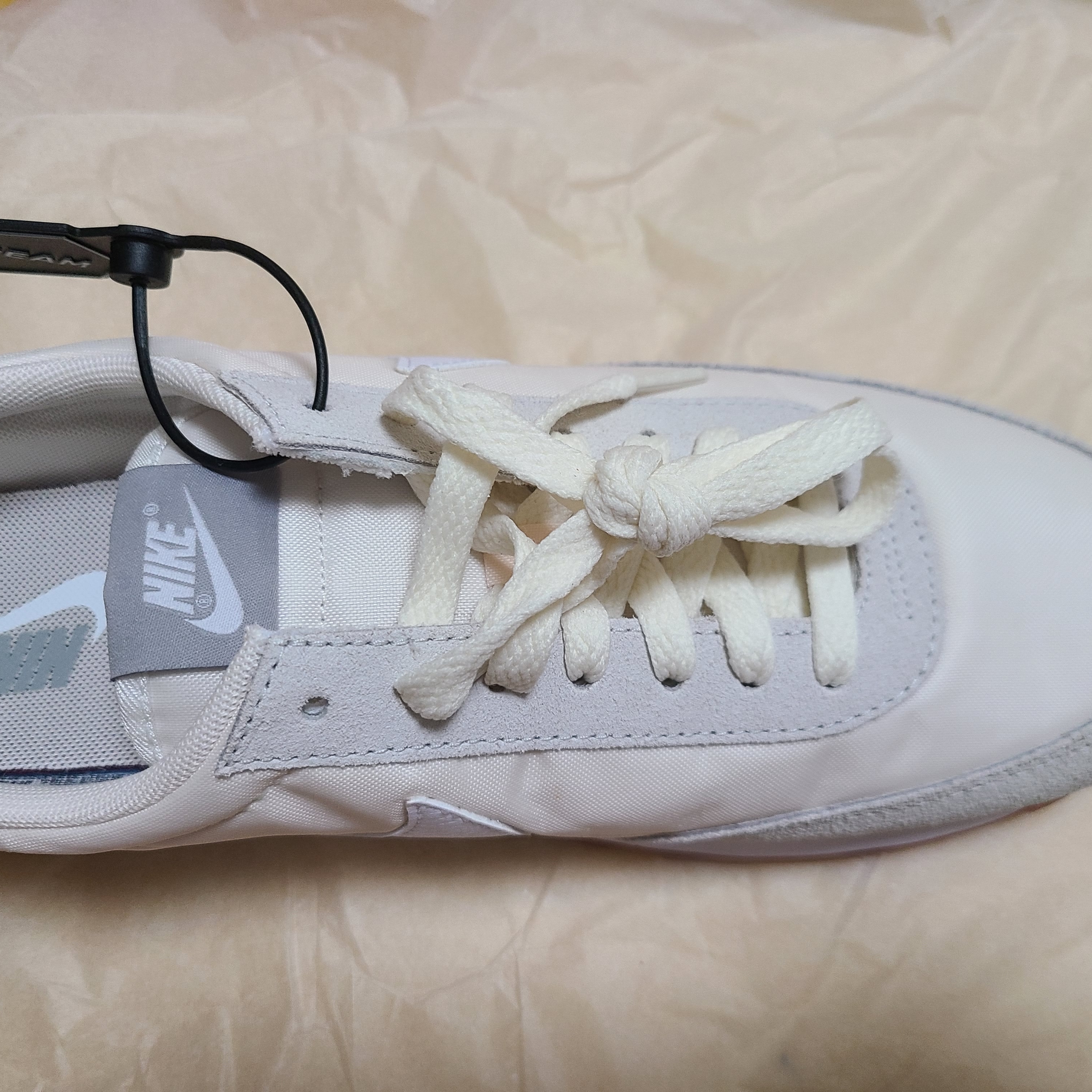 (W) Nike Daybreak Summit White 착용 스타일 - 3