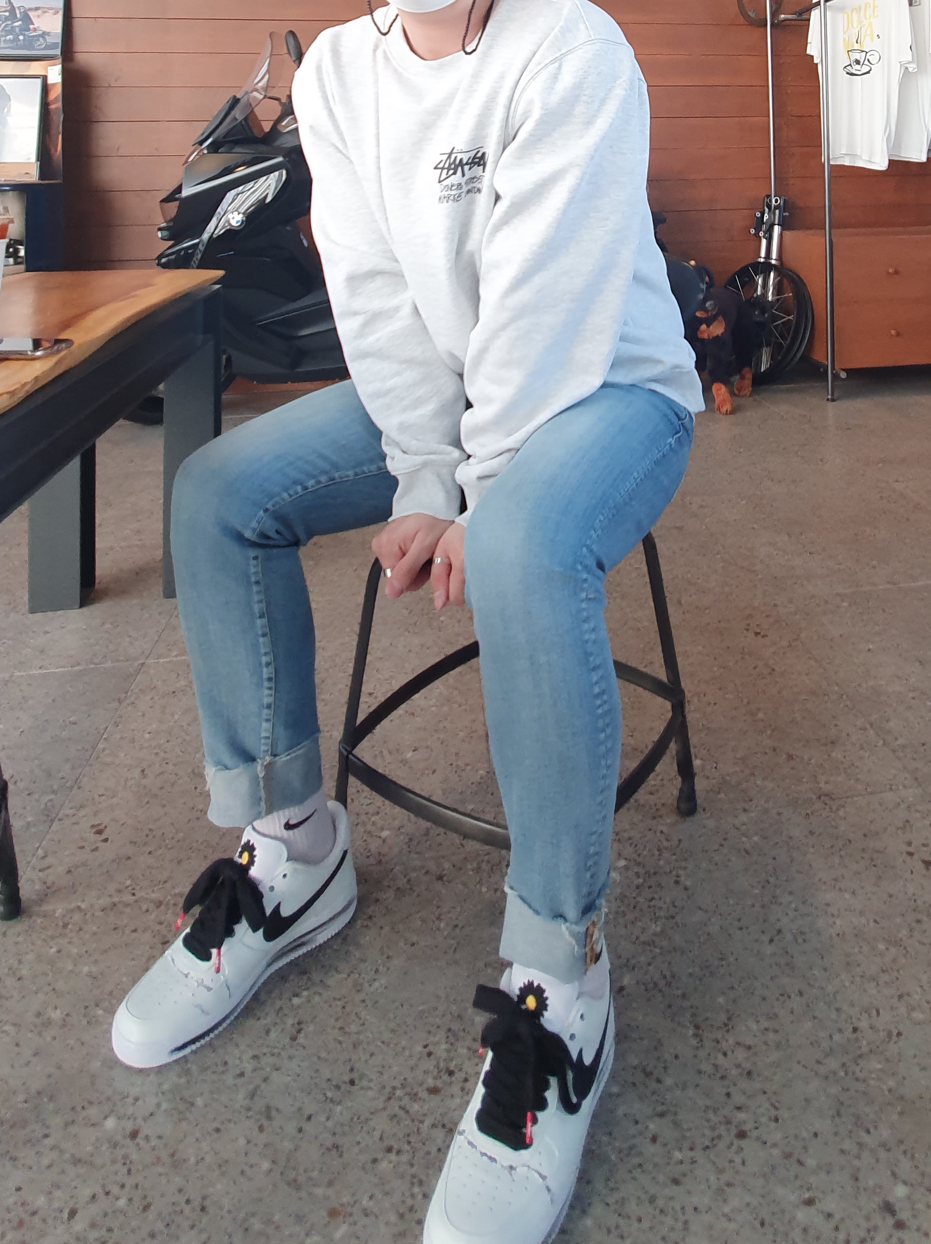 Stussy Stock DSM London Crew Ash Heather 2021, Nike x Peaceminusone Air Force 1 Low Para-Noise 2.0 착용 스타일