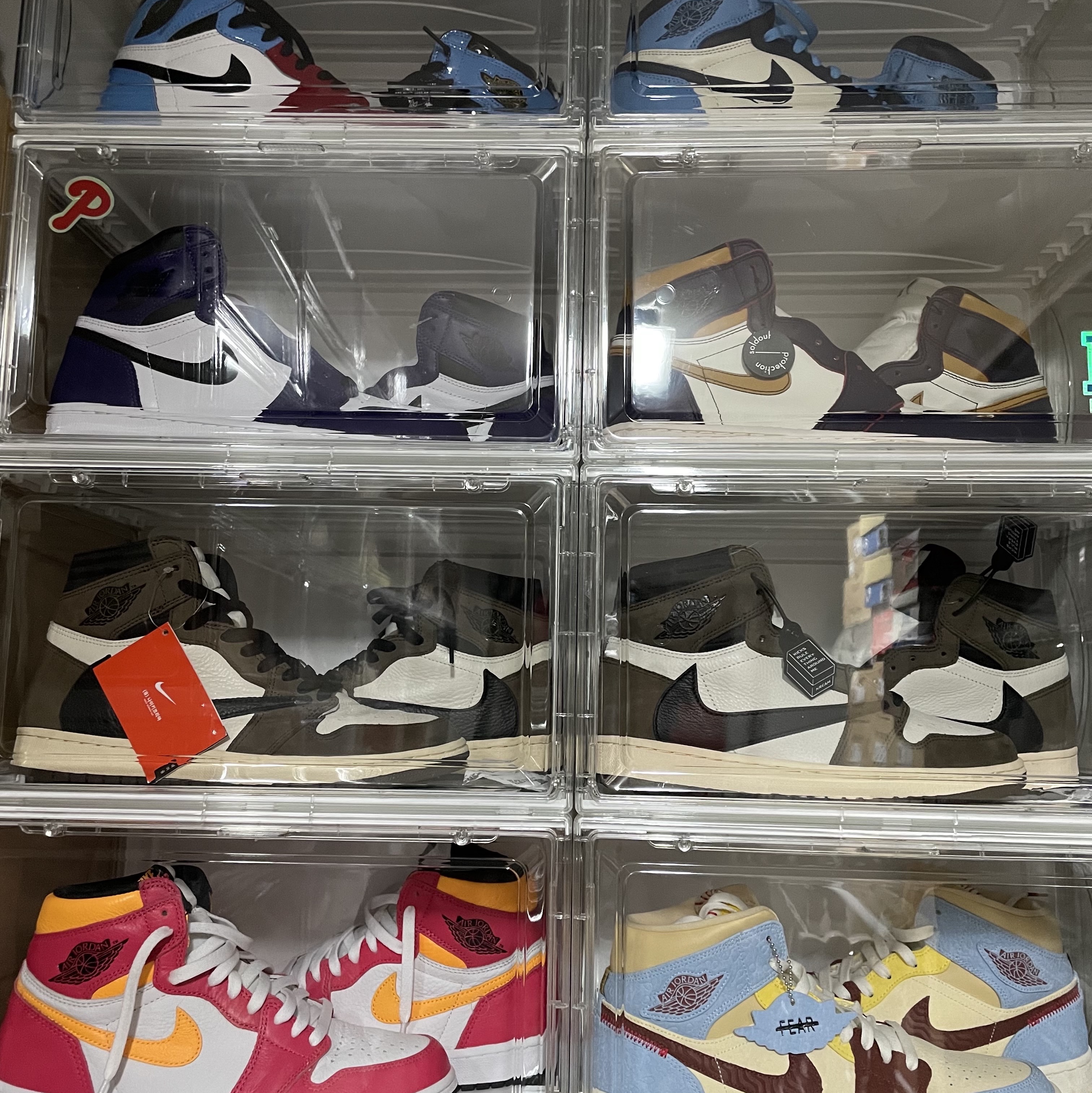 Jordan 1 x Travis Scott Retro High OG SP Mocha 착용 스타일 - 2