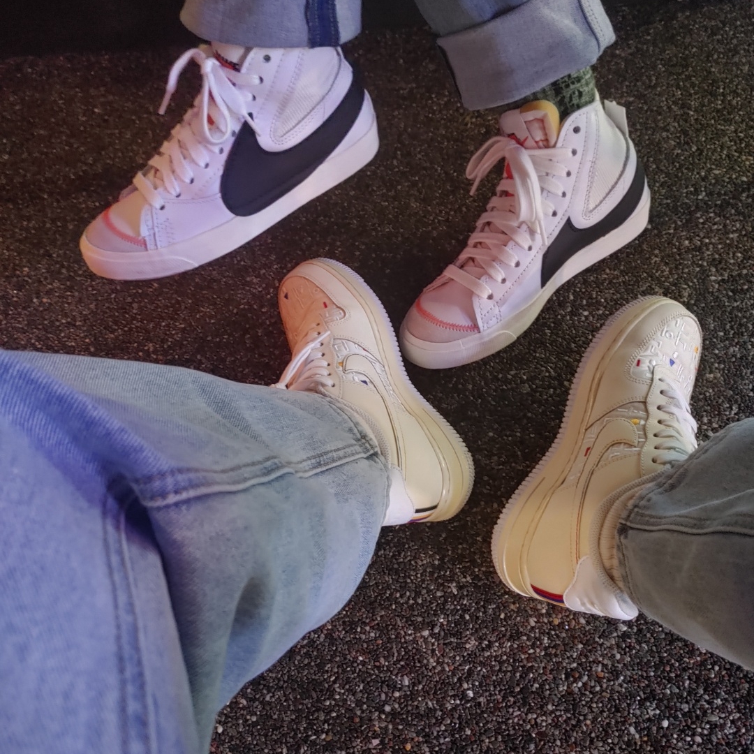 (W) Nike Air Force 1 '07 LV8 Hangul Day, Nike Blazer Mid '77 Jumbo White and Black 착용 스타일