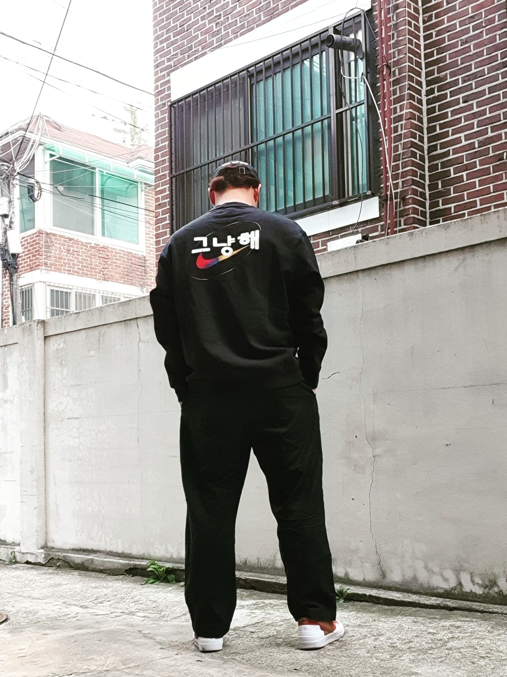 Nike x Sacai Blazer Low British Tan, Nike Hangul Heavyweight Sweatshirt Black 착용 스타일