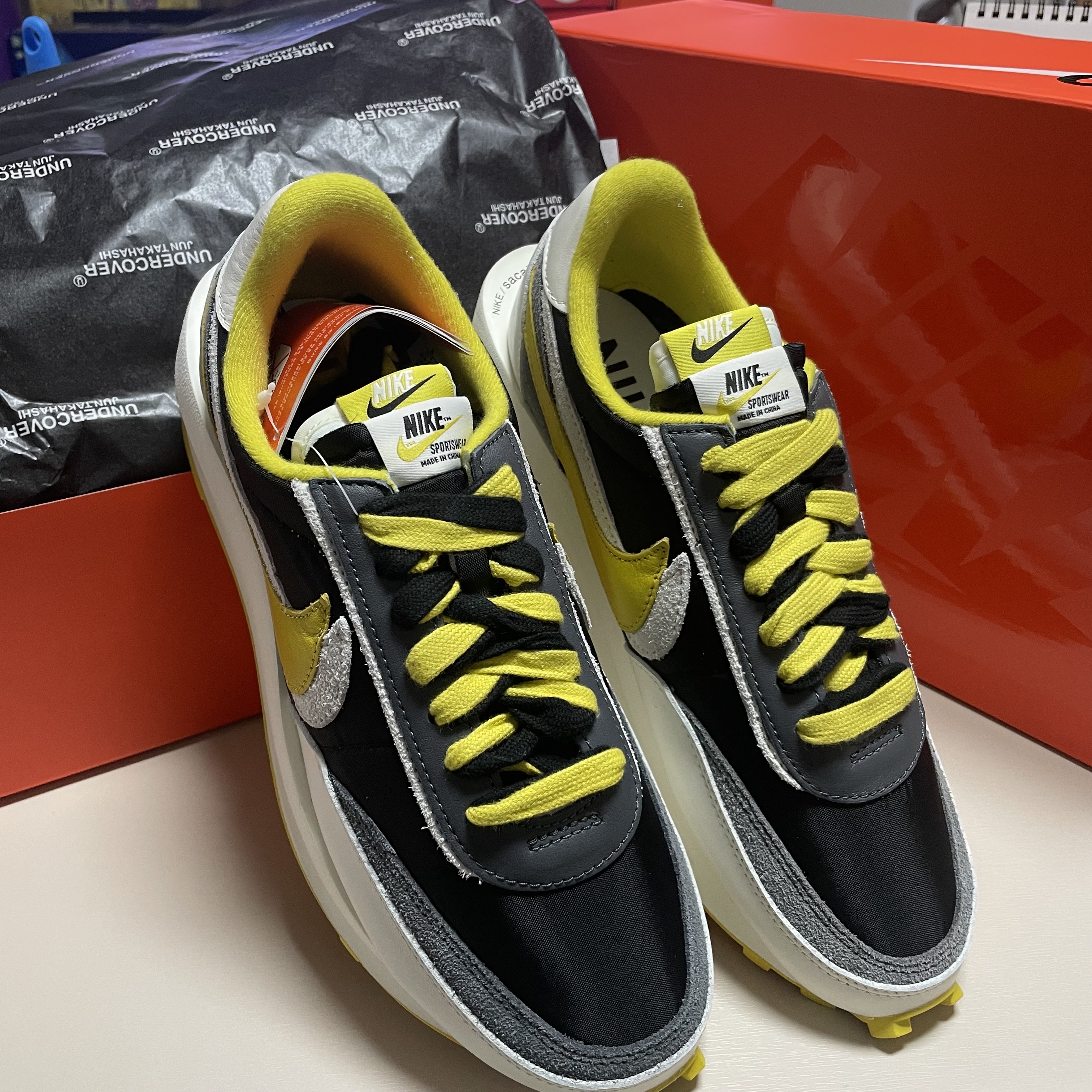 Nike x Sacai x Undercover LDWaffle Black Bright Citron 착용 스타일